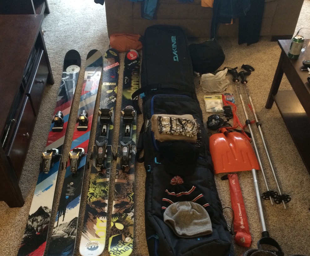 united baggage skis