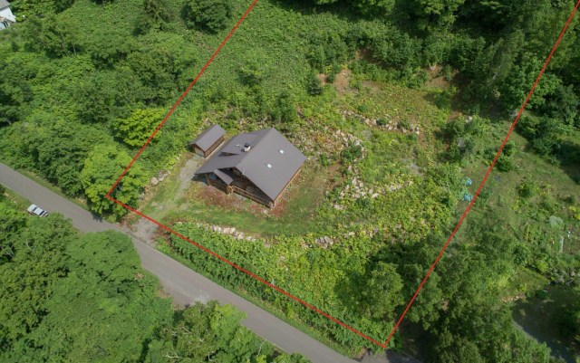 FOR SALE: Japanese Ski Country Log Home in Niseko ($2.7 Million)