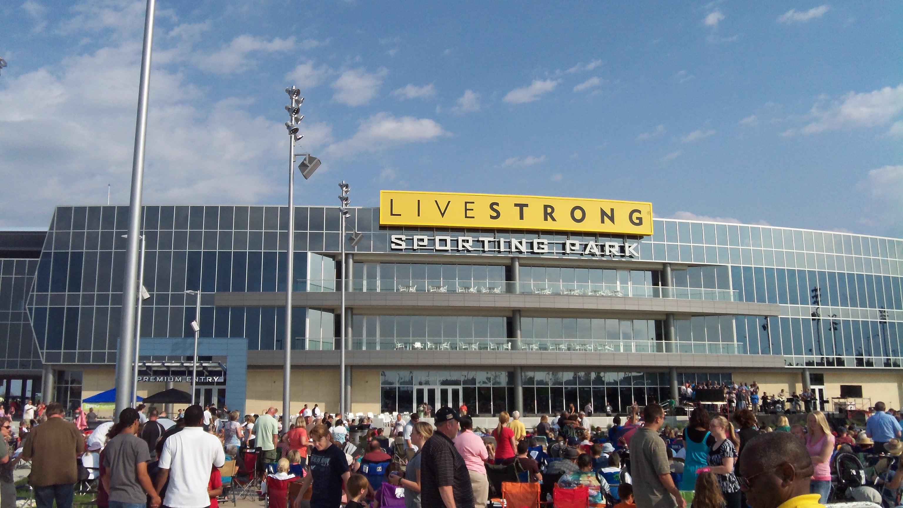 Livestrong Sporting Park to host World Cup Qualifier - SBI Soccer