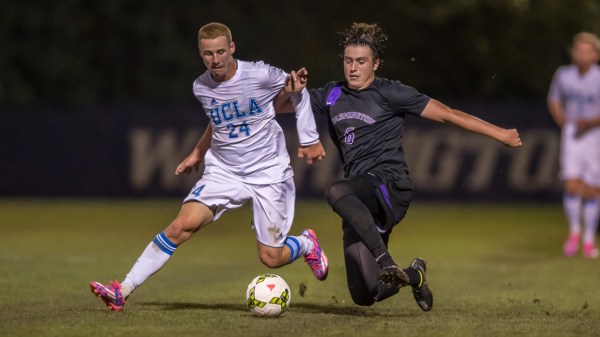 Men's soccer UCLA at Washington