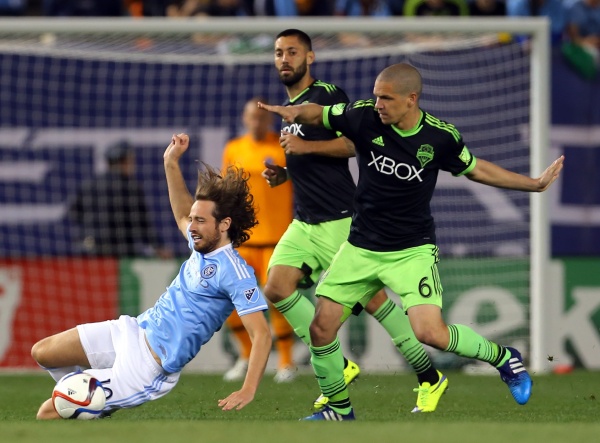 Diskerud Alonso MLS (USA TODAY Sports)
