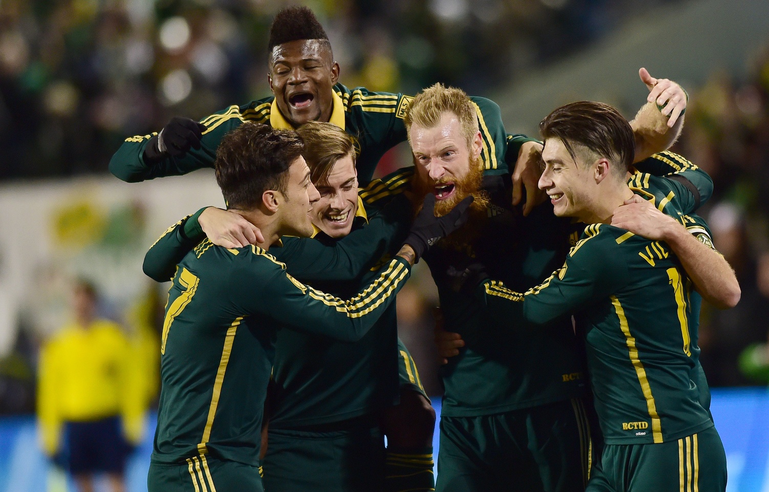 Timbers Celebrate FC Dallas 11252015