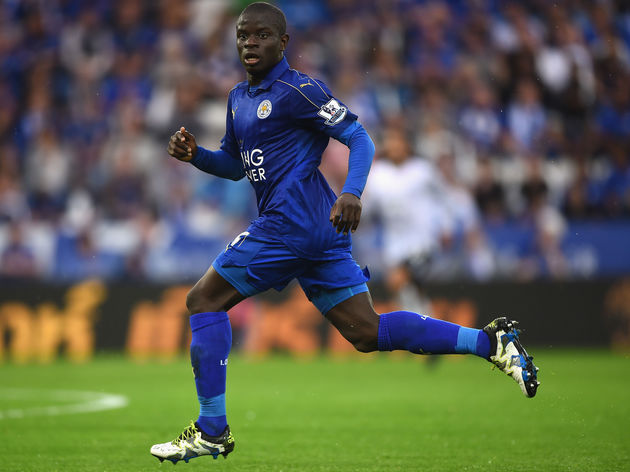 LEICESTER, ENGLAND - MAY 07: N'Golo Kante of Leicester City in action during the Barclays Premier League match between Leicester City and Everton at The King Power Stadium on May 7, 2016 in Leicester, United Kingdom. (Photo by Laurence Griffiths/Getty Images)