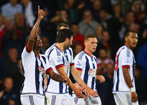 WEST BROMWICH, ENGLAND - SEPTEMBER 28: Saido Berahino of West Bromwich Albion (L) celebrates with team mates as he scores their first goal during the Barclays Premier League match between West Bromwich Albion and Everton at The Hawthorns on September 28, 2015 in West Bromwich, United Kingdom. (Photo by Alex Livesey/Getty Images)