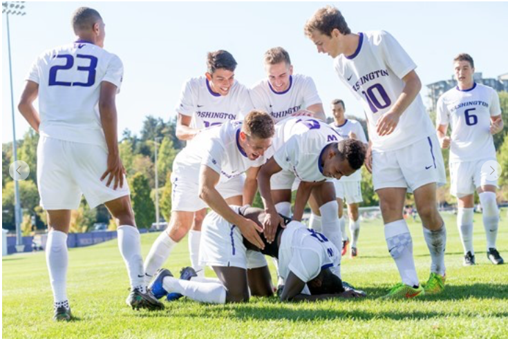 washington-huskies-celebration