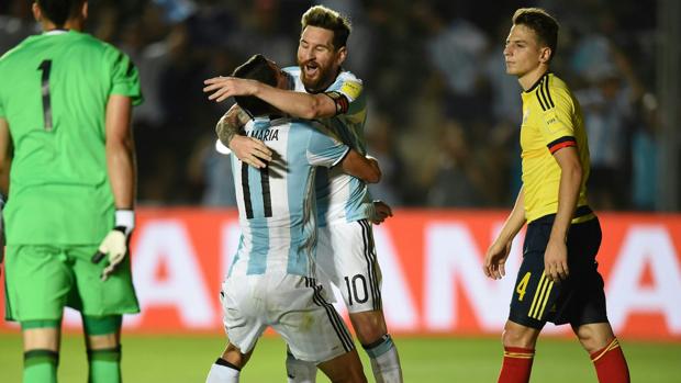 Lionel Messi Angel di Maria Argentina 12