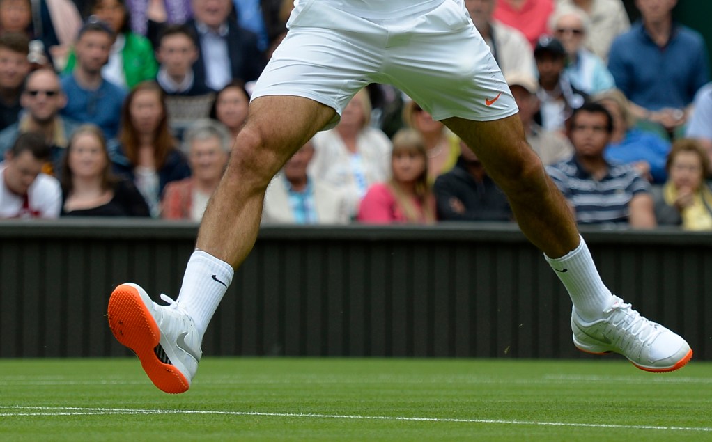 Wimbledon bans Roger Federer's shoes | For The Win