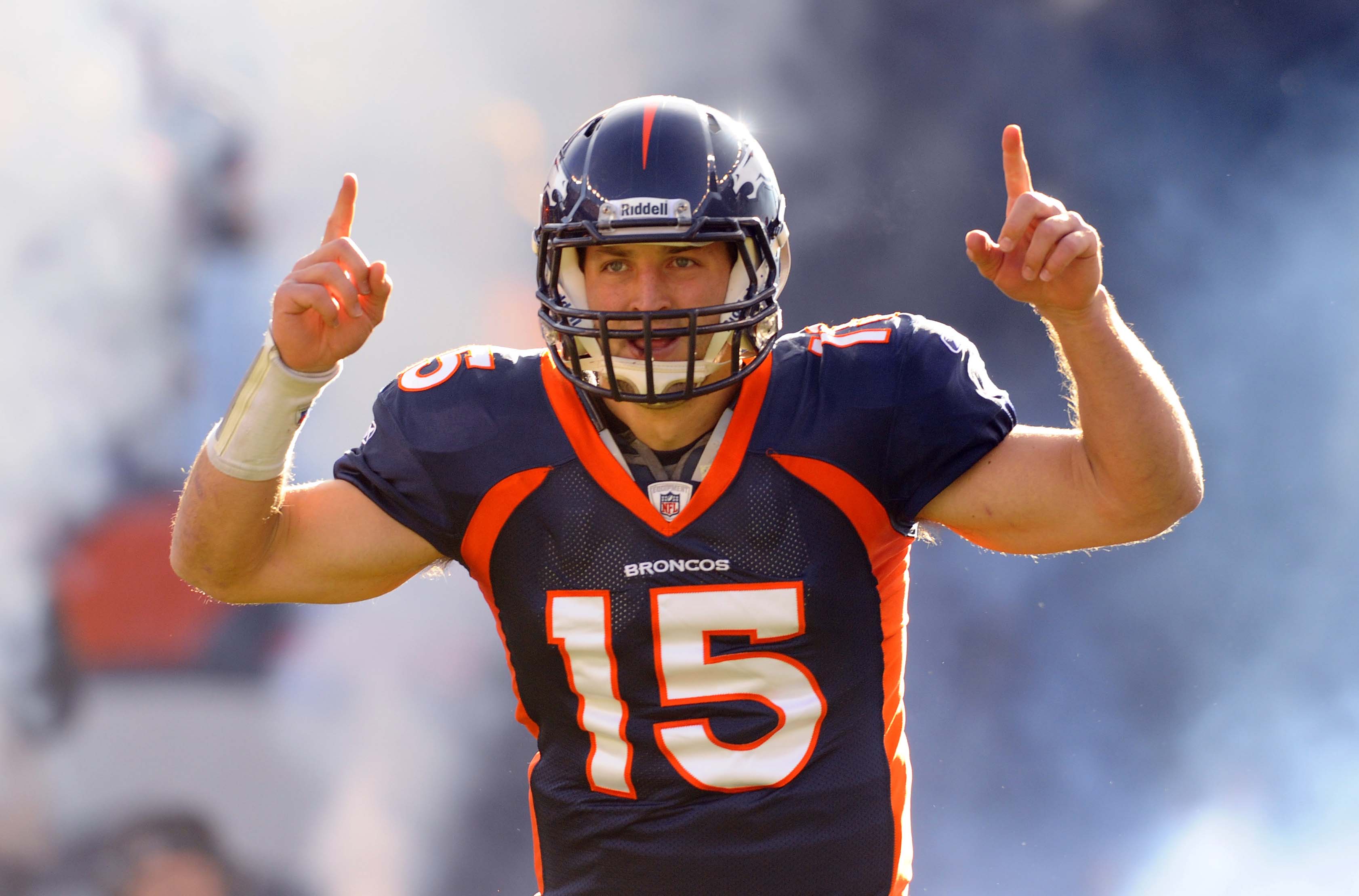 Tim Tebow worked out for the Philadelphia Eagles (seriously)