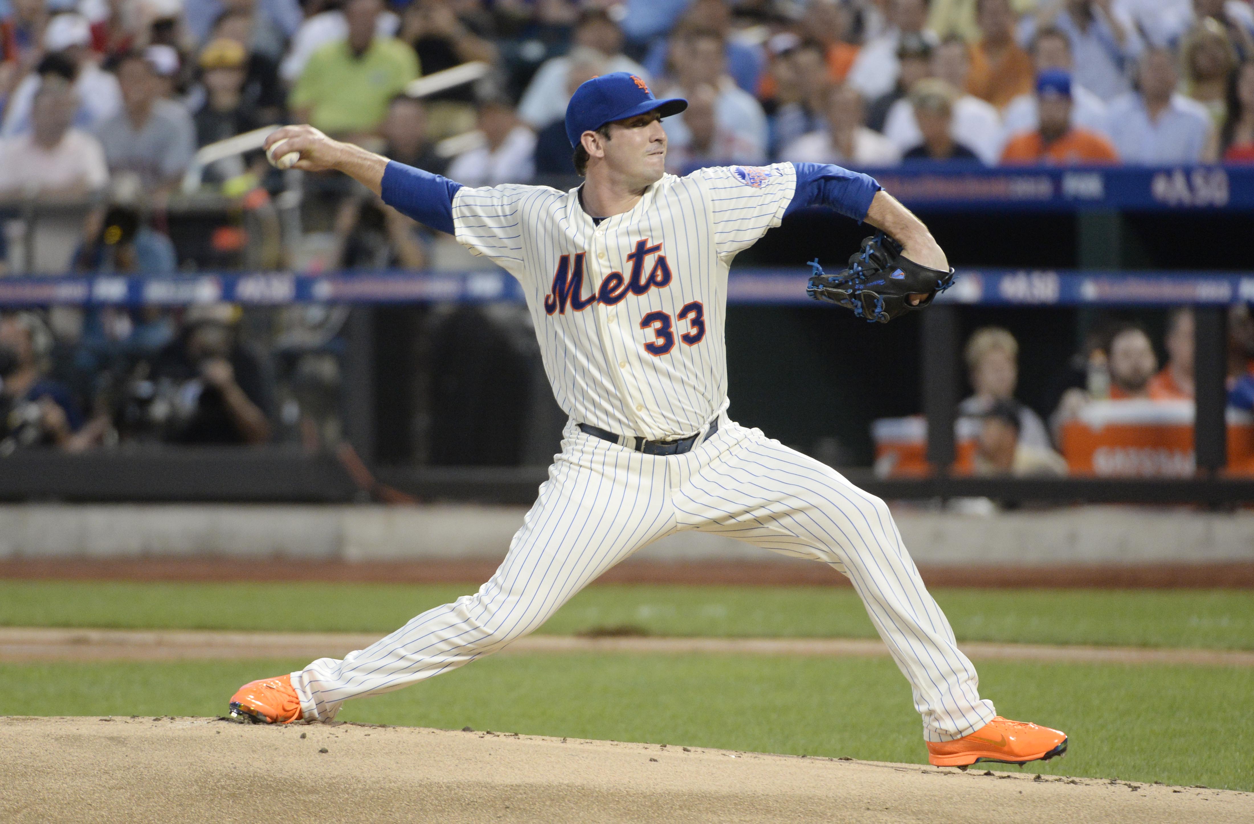 Mets ace Matt Harvey will keep one eye on October