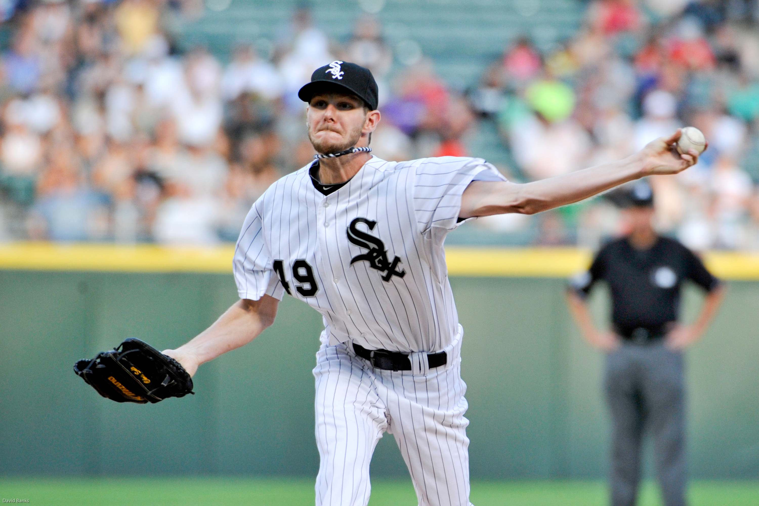 Chris Sale back with White Sox after jersey tirade