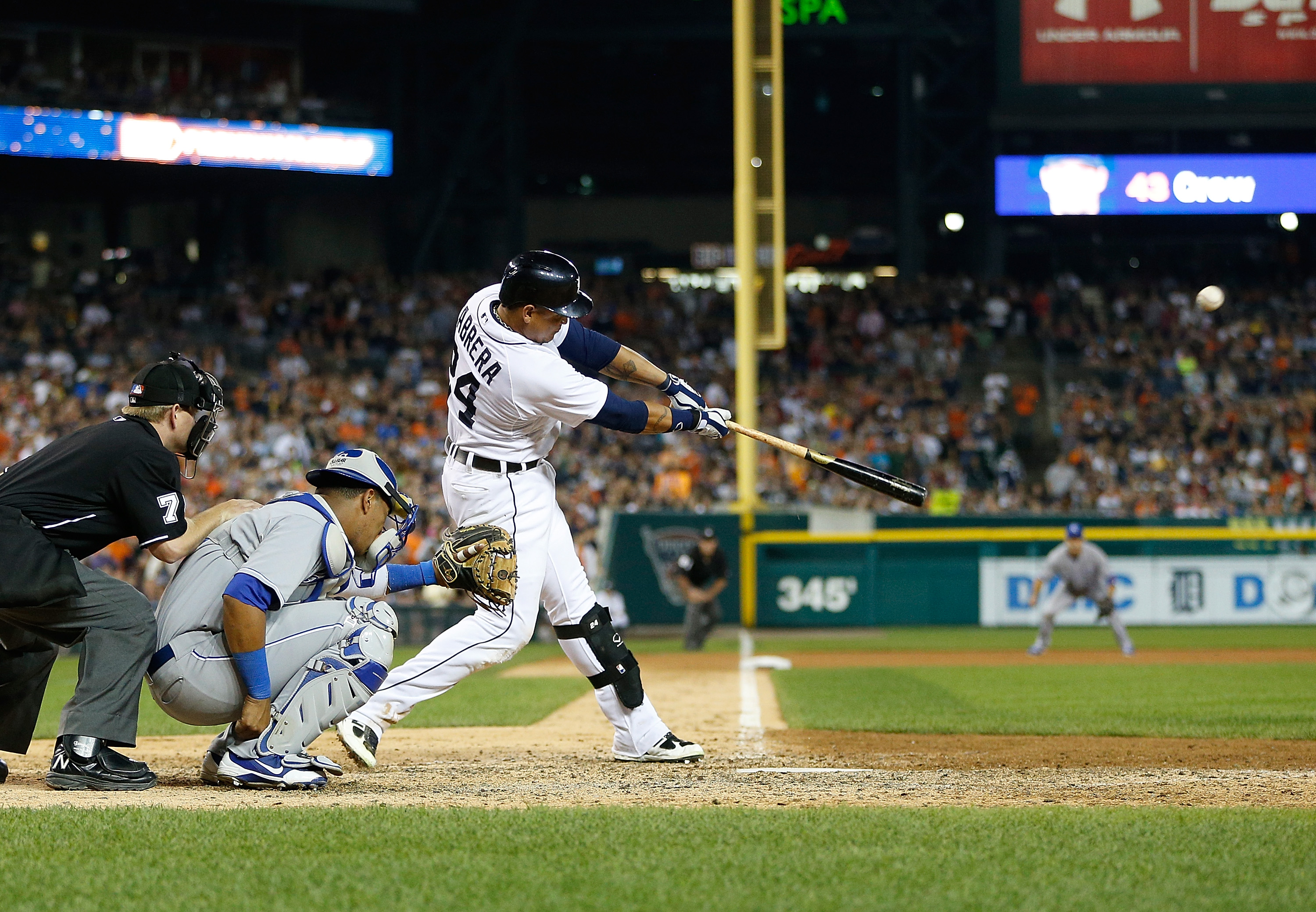 A-Rod 75 home runs from matching Bonds' career record