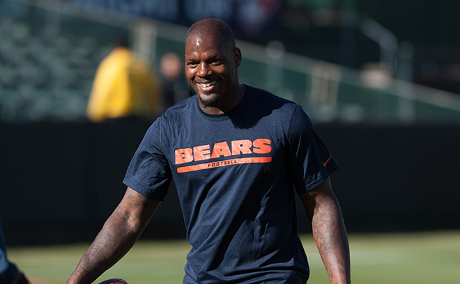 Martellus Bennett compares Bears coach to Willy Wonka | For The Win