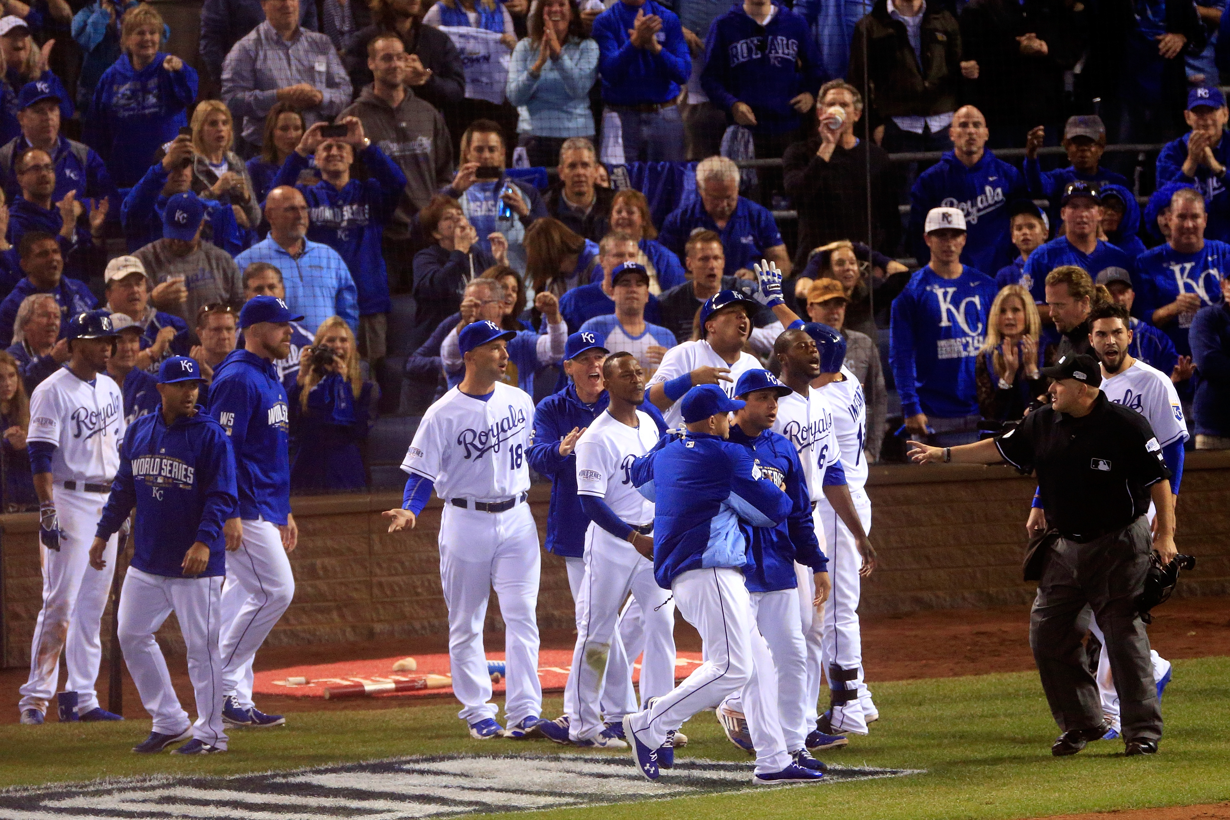 Royals lose sixth straight after bench-clearing fight