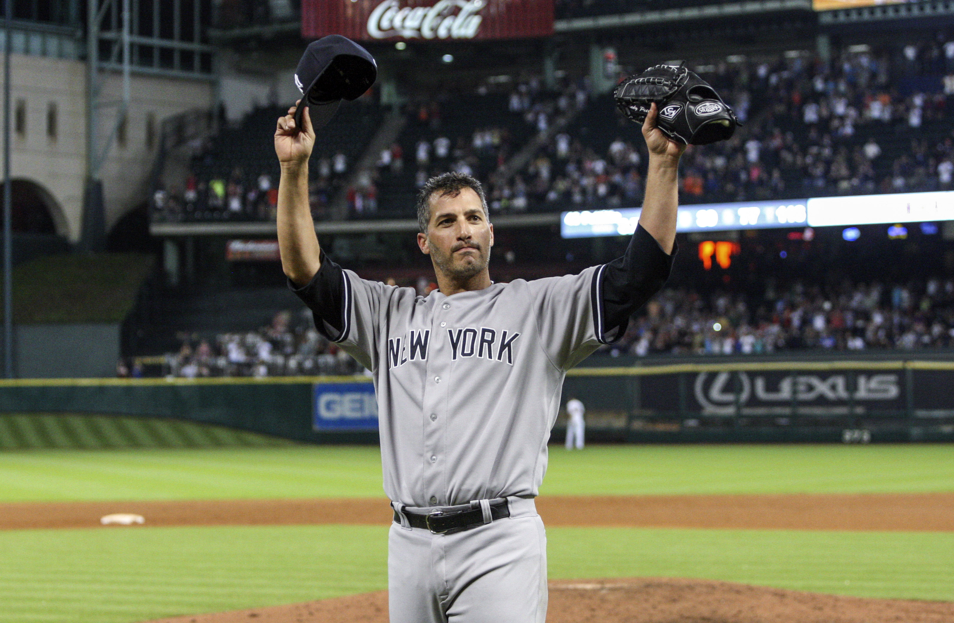 Andy Pettitte says he didn't use HGH for performance advantage - Los  Angeles Times