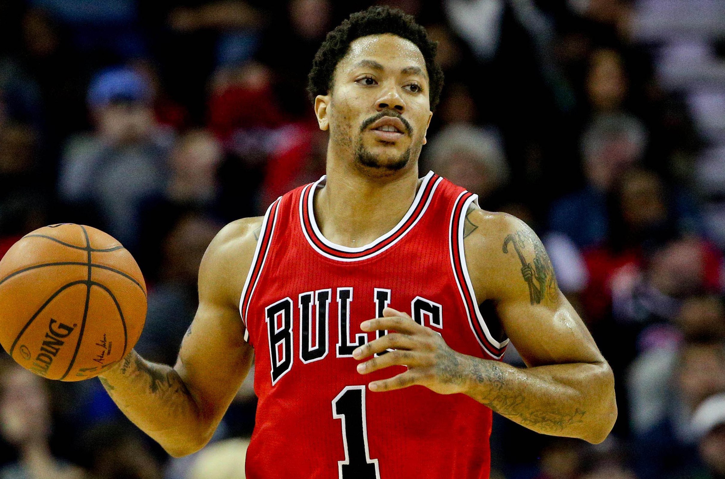 Knicks Acquire Oft-Injured Derrick Rose From the Bulls - The New York Times