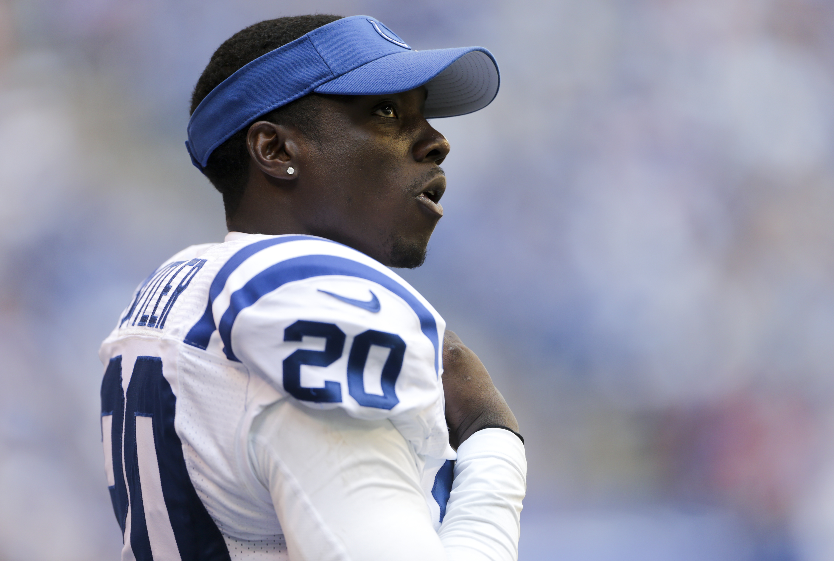 Colts CB Darius Butler gets mistaken for Patriots hero