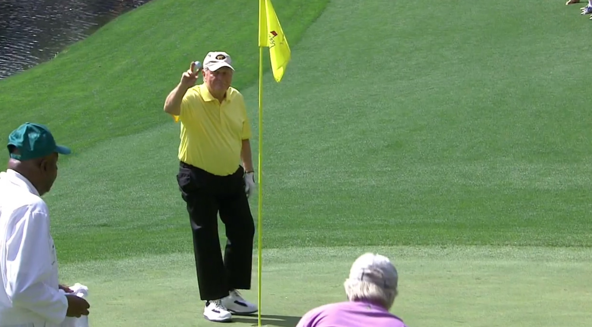 Jack Nicklaus hits hole-in-one in Masters Par-3 contest | For The Win