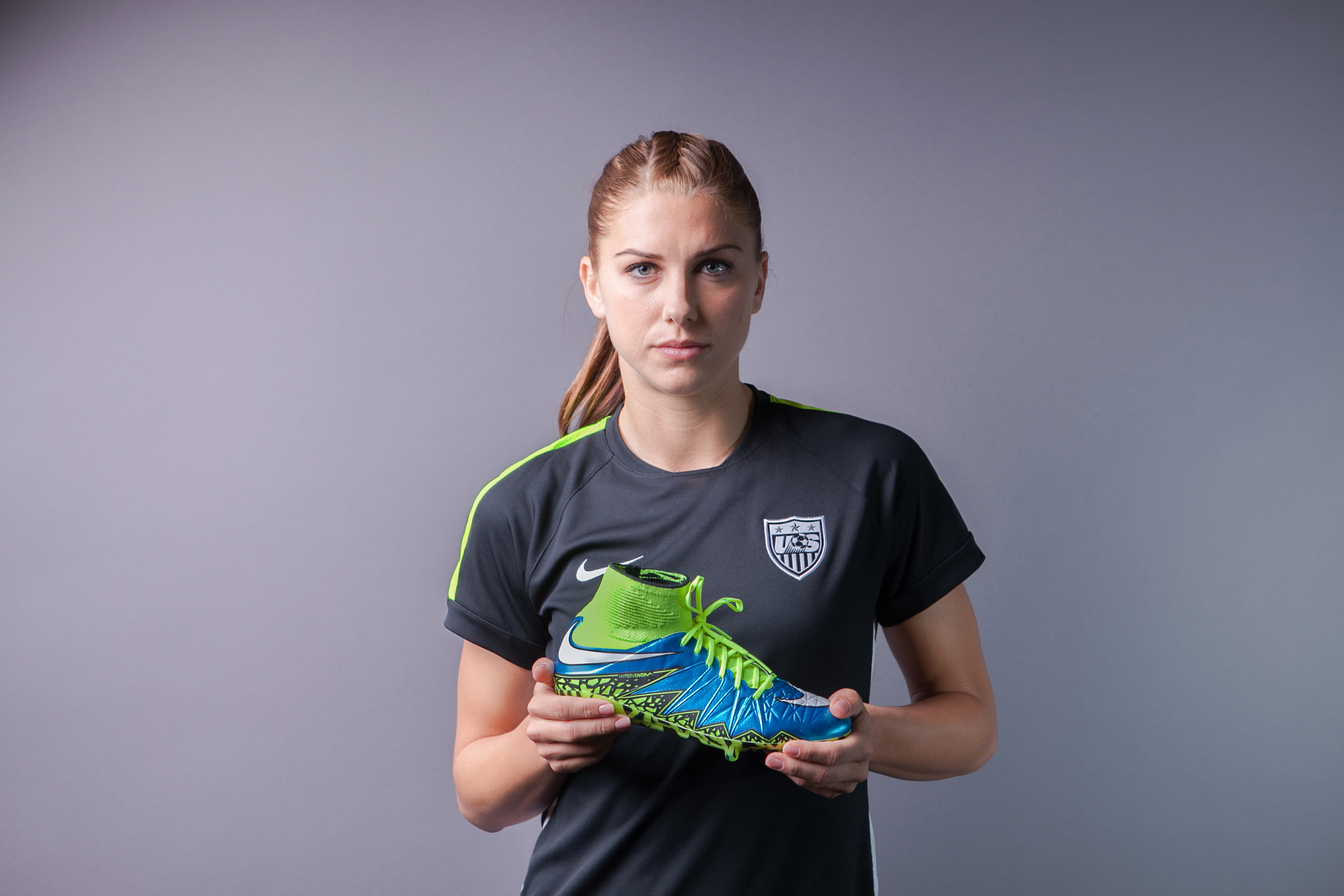 These are the neon cleats Alex Morgan will score goals with at the World  Cup | For The Win