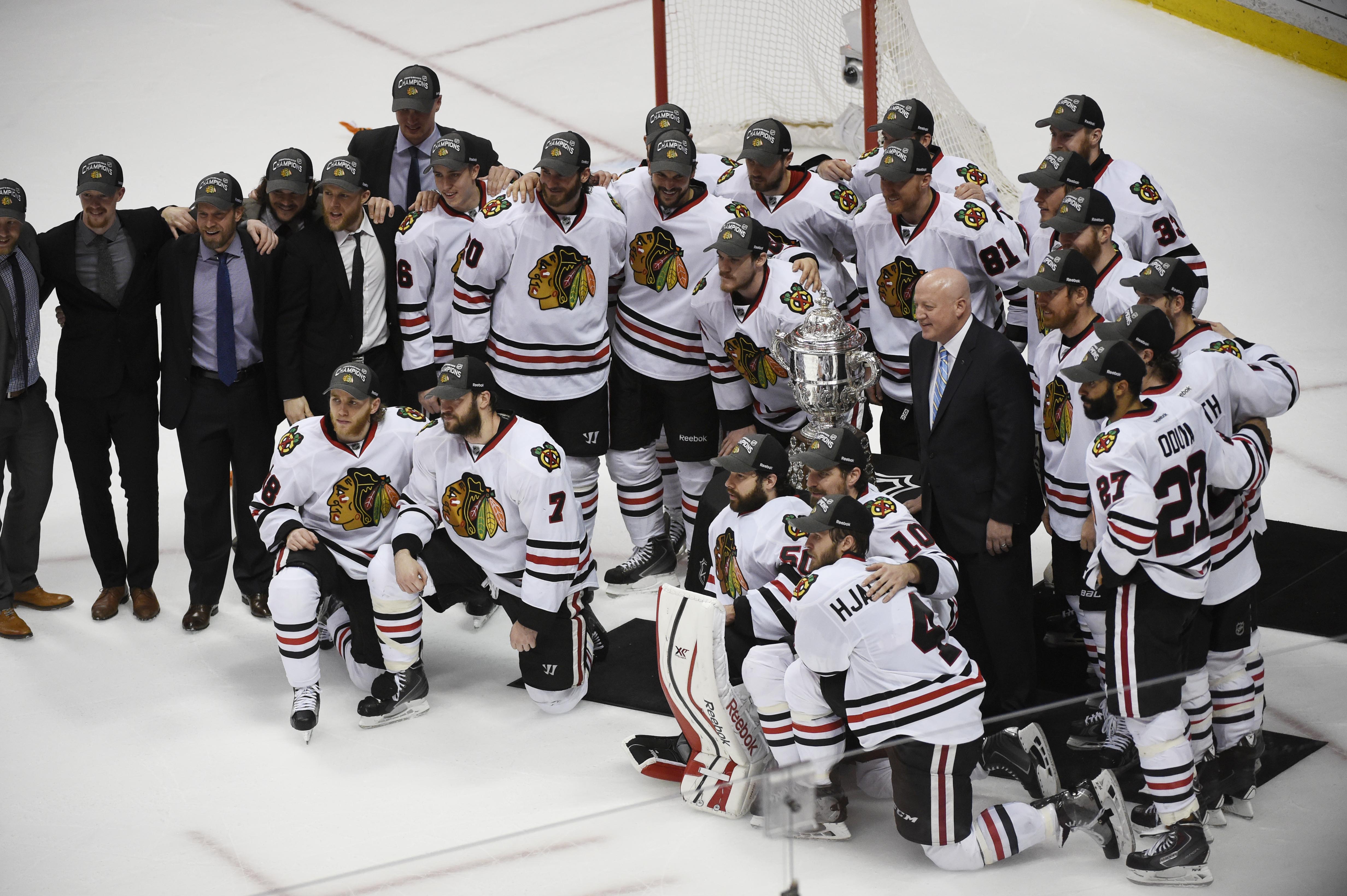 Why didn't the Blackhawks win the Stanley Cup in 2009?