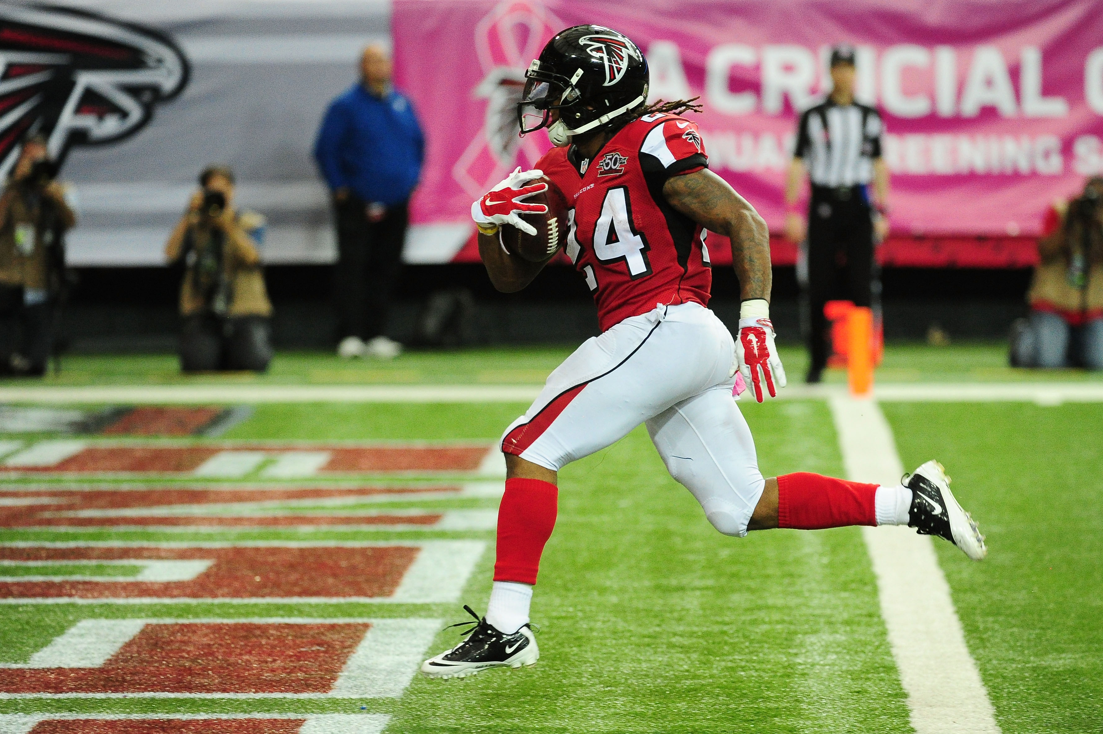 11 dominant stats about Devonta Freeman, the NFL’s newest star For