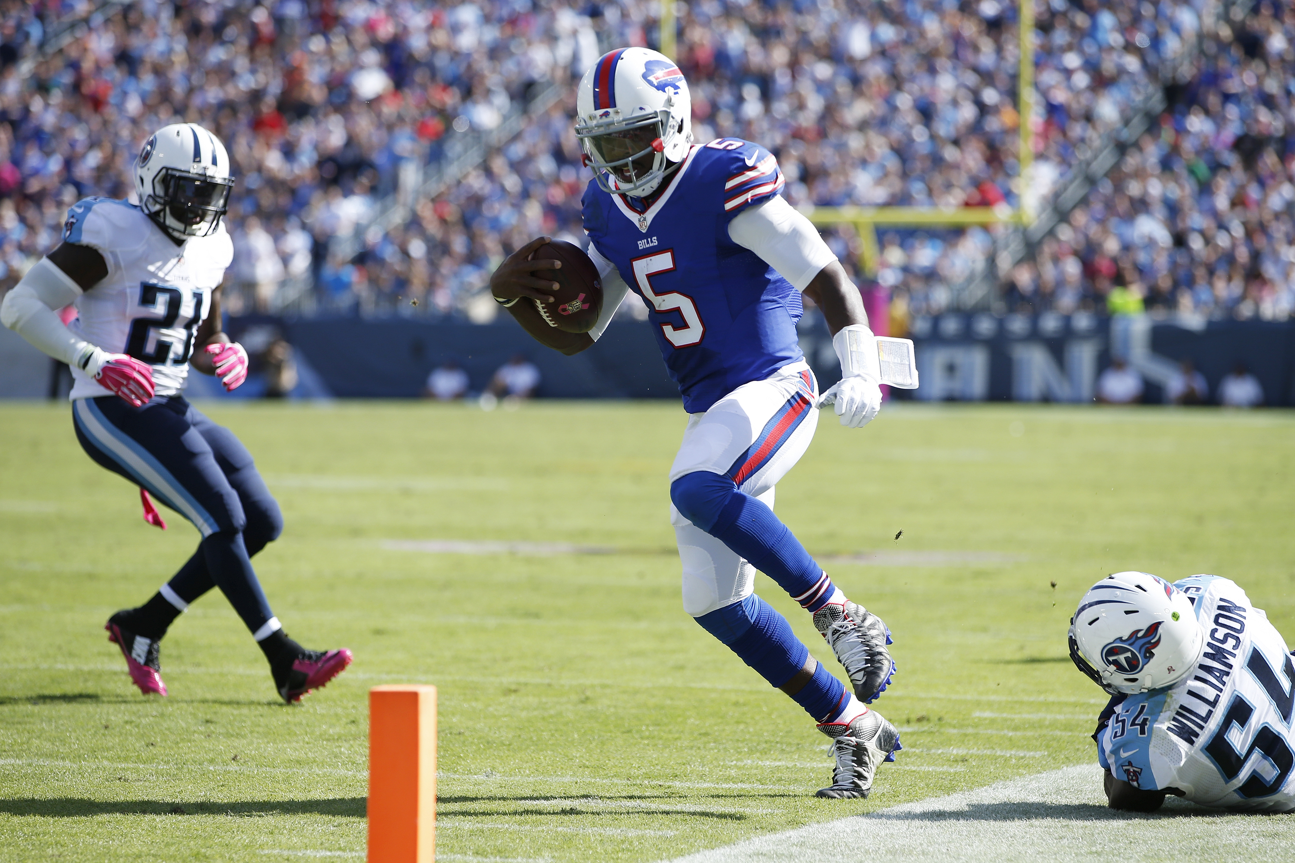 The Buffalo Bills' blue-on-blue uniforms are the worst in the NFL