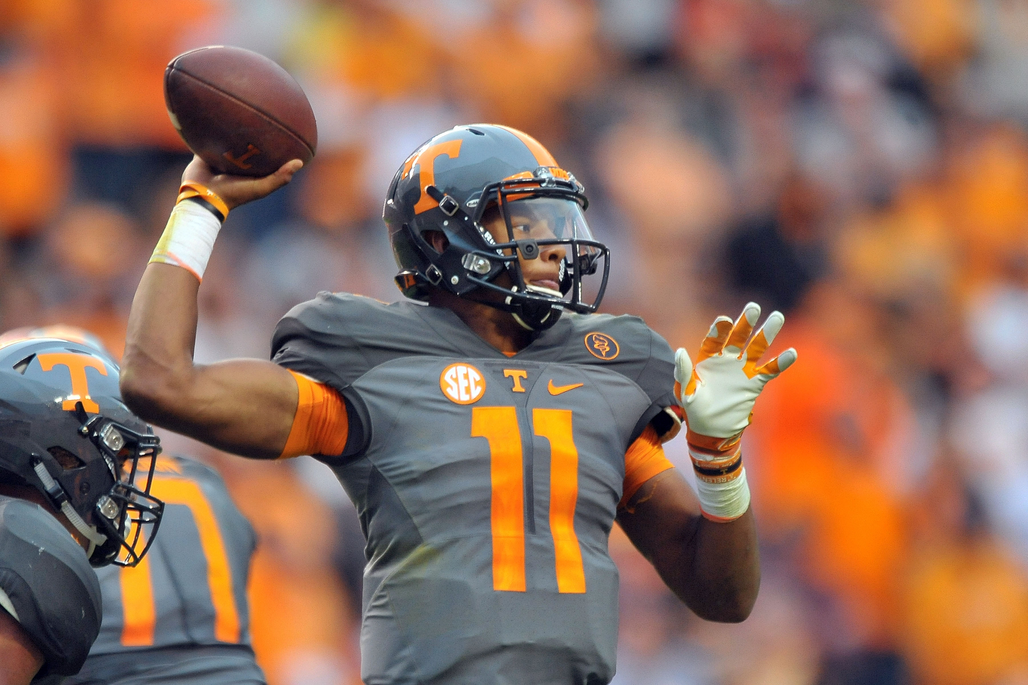 Tennessee football bringing back the smokey grey uniforms in '22 and beyond  - VolReport