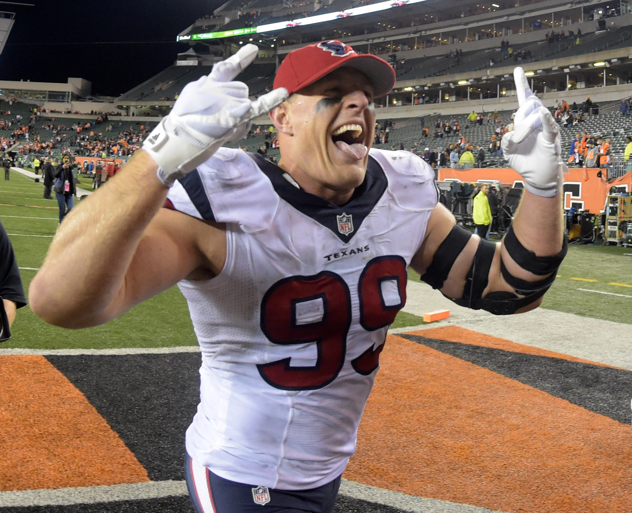 Cincinnati Bengals' Andy Dalton has beef with Houston Texans' J.J. Watt 