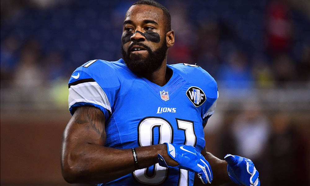 Dec 27, 2015; Detroit, MI, USA; Detroit Lions wide receiver Calvin Johnson (81) warms up before the game against the San Francisco 49ers at Ford Field. Mandatory Credit: Tim Fuller-USA TODAY Sports
