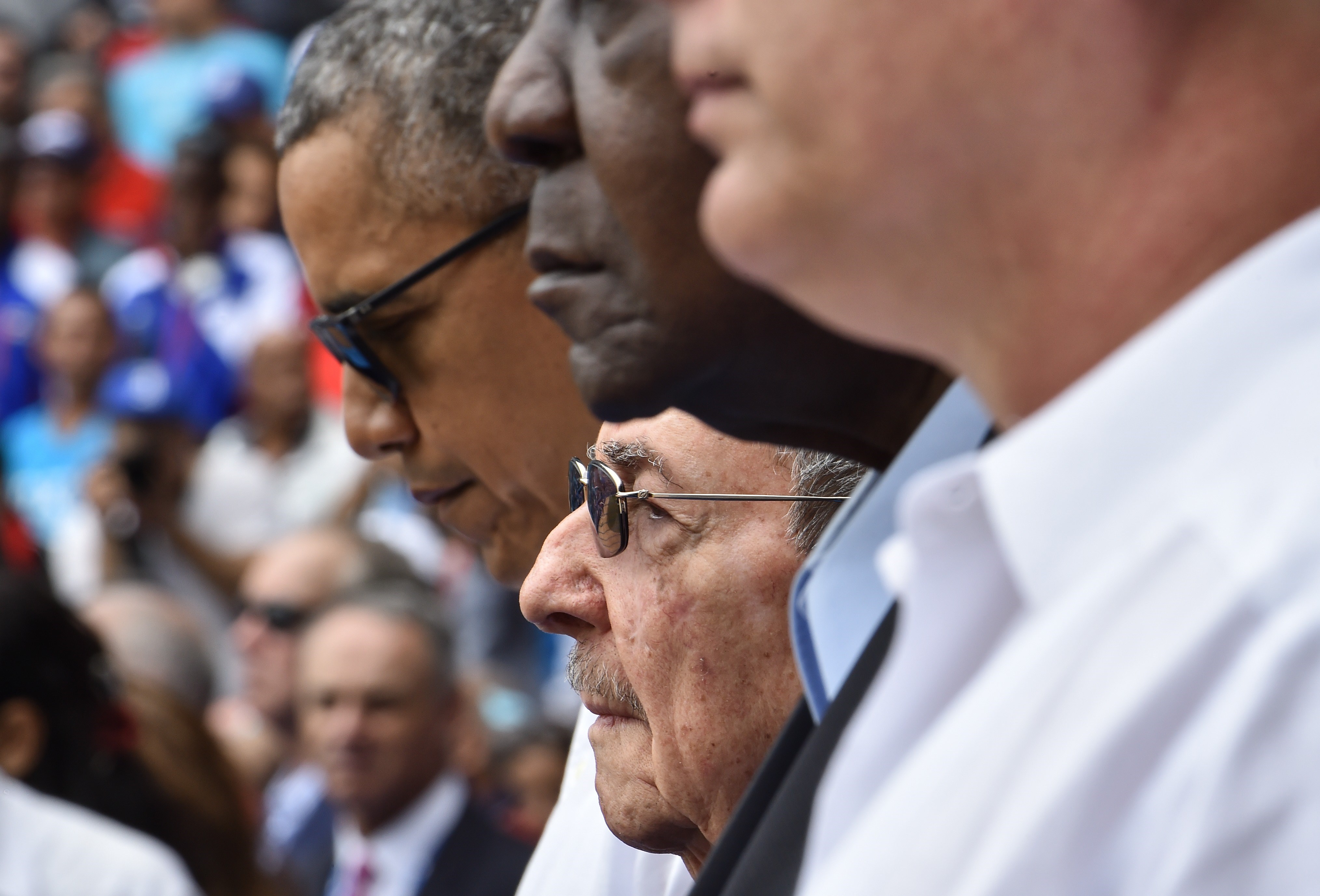 11 Pictures Of Barack Obama Watching Baseball With Cuba S Raul Castro