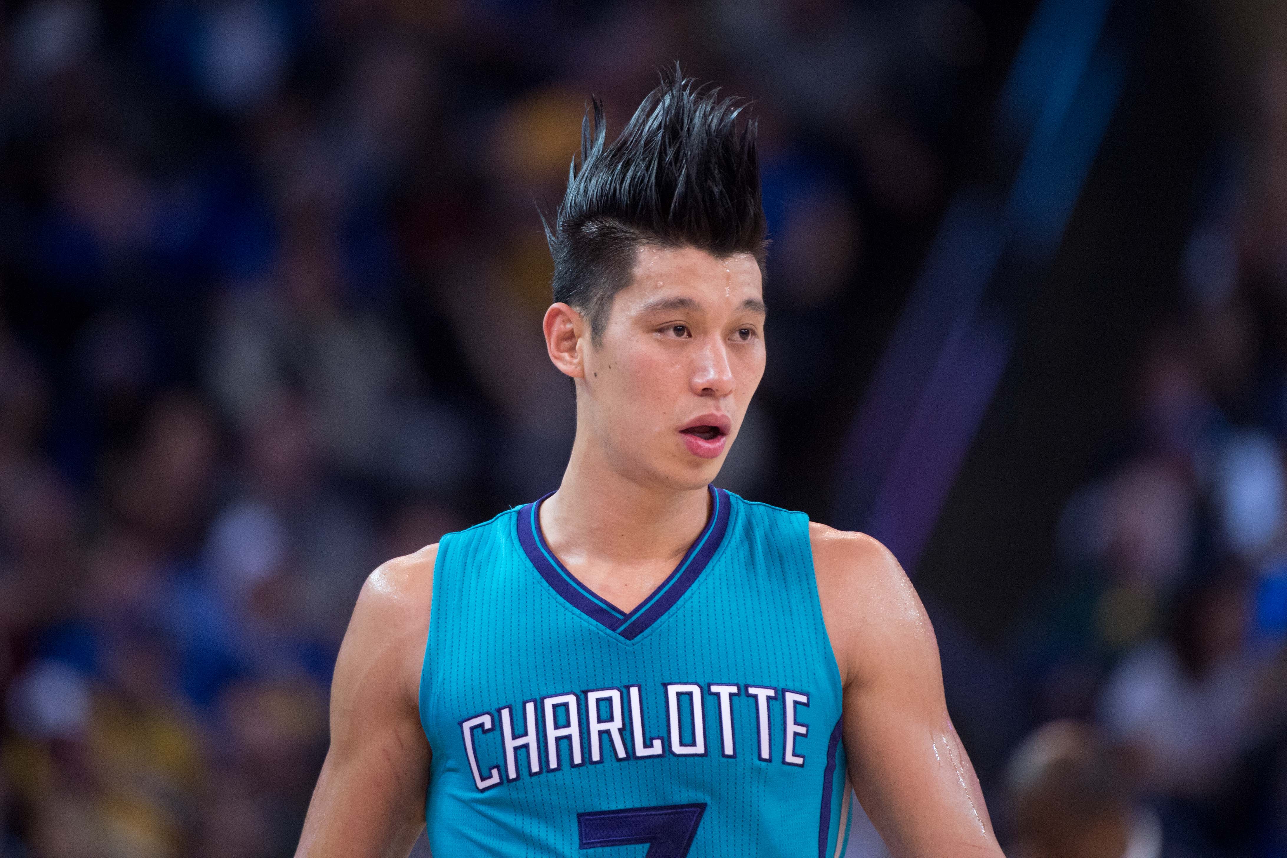Jeremy Lin's spiky-haired Hornets bobblehead is his best