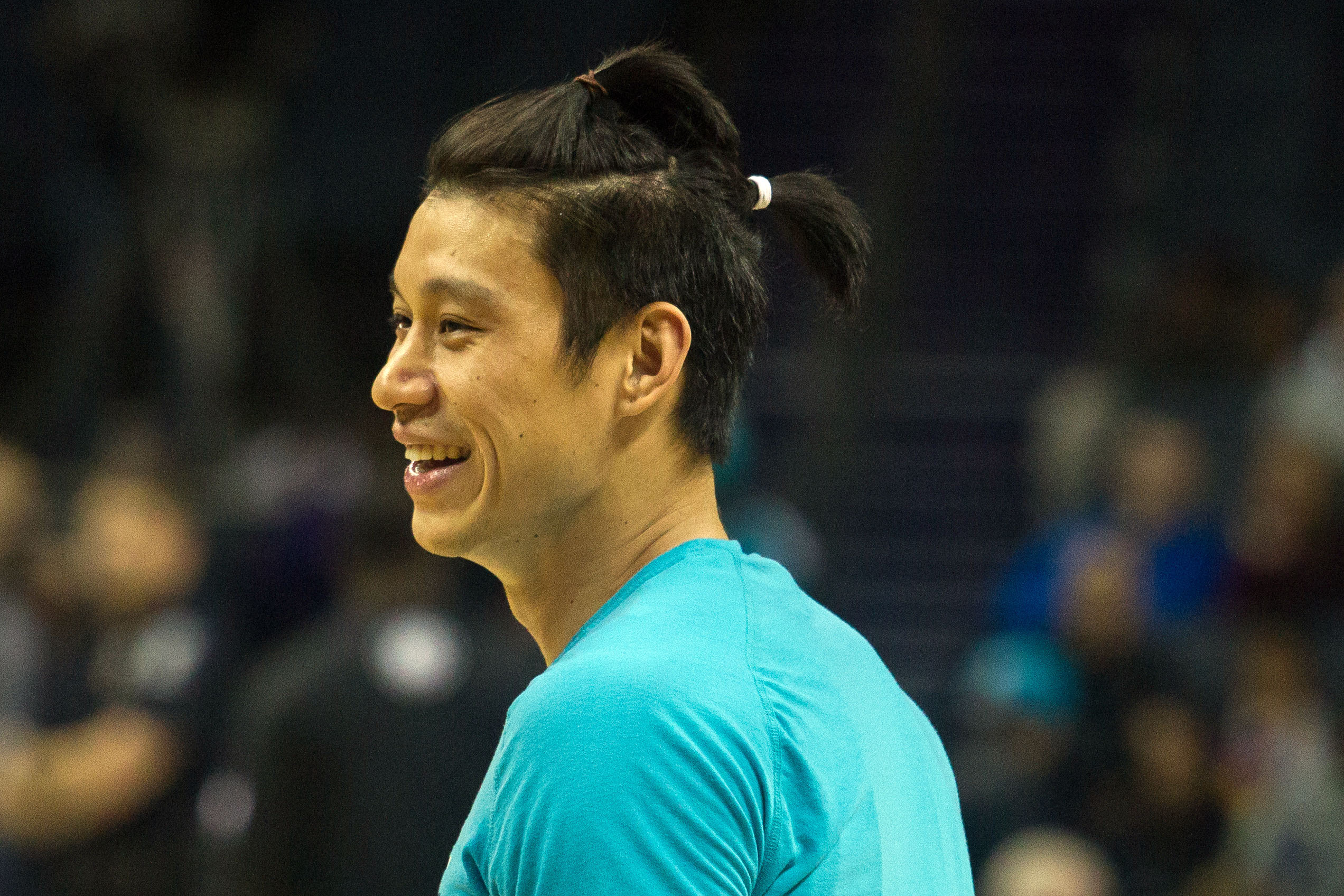 Hornets' Jeremy Lin Just Took The Hipster Man Bun To Whole New