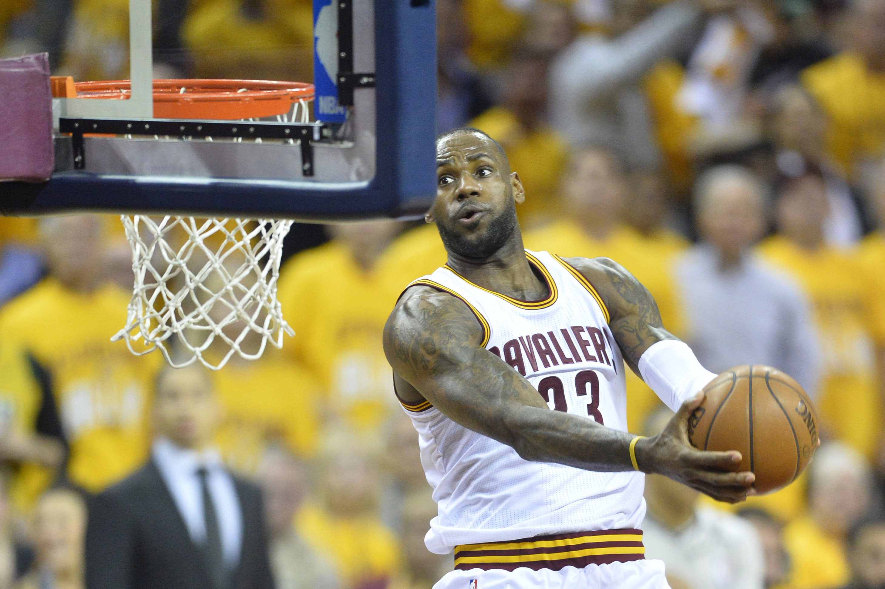 LeBron James goes sky high for two-handed reverse slam dunk | For The Win