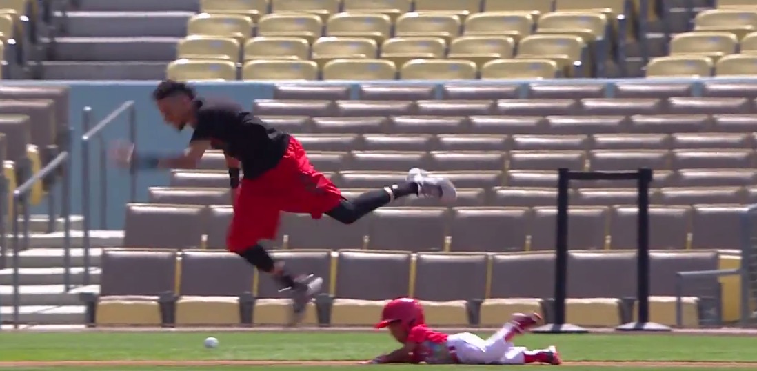 Brandon Phillips' 2-Year-Old Son Takes BP Cuts Before Game, Races Billy  Hamilton, News, Scores, Highlights, Stats, and Rumors