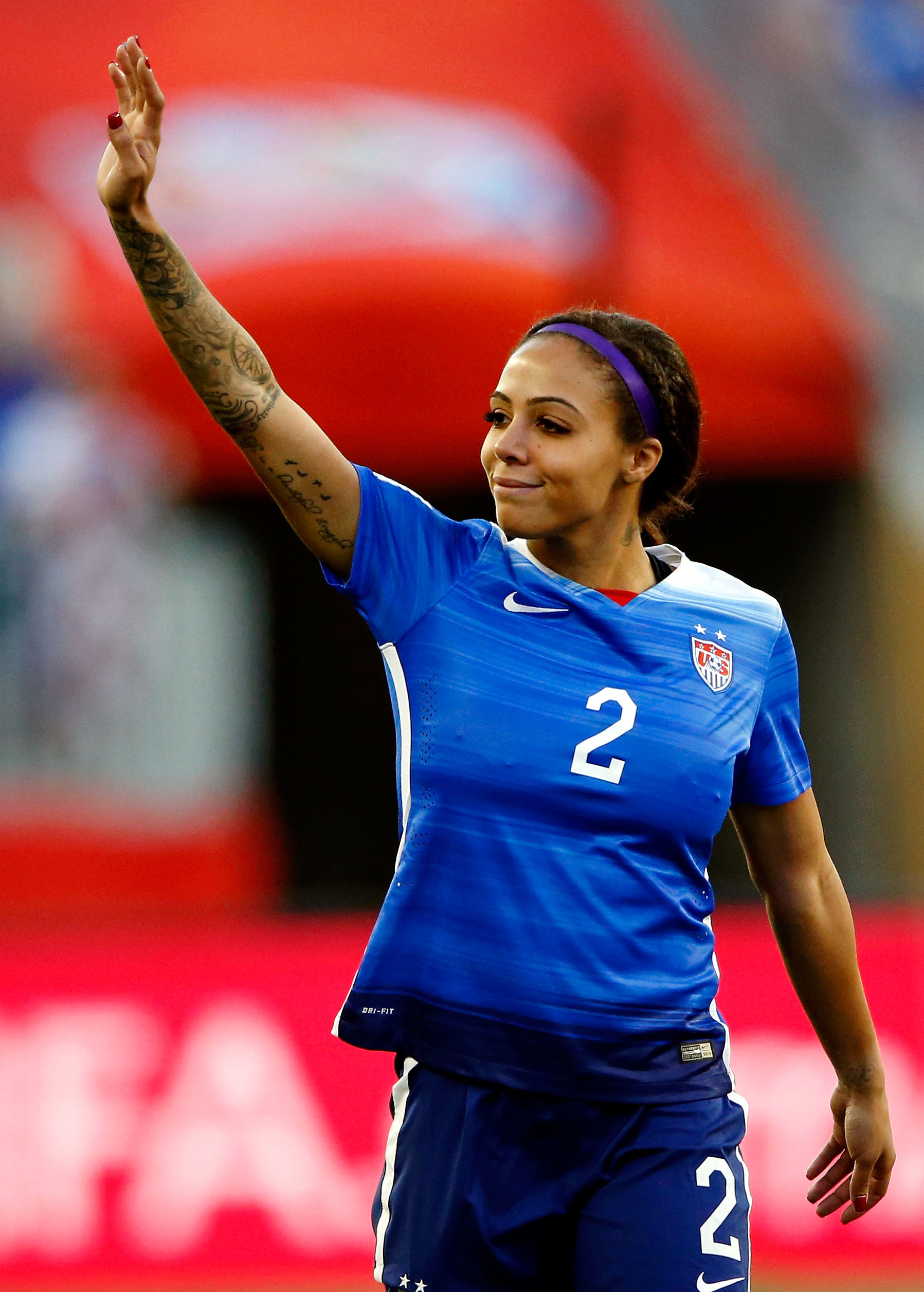 Sydney Leroux has toilet paper with Donald Trump’s face on it For The Win
