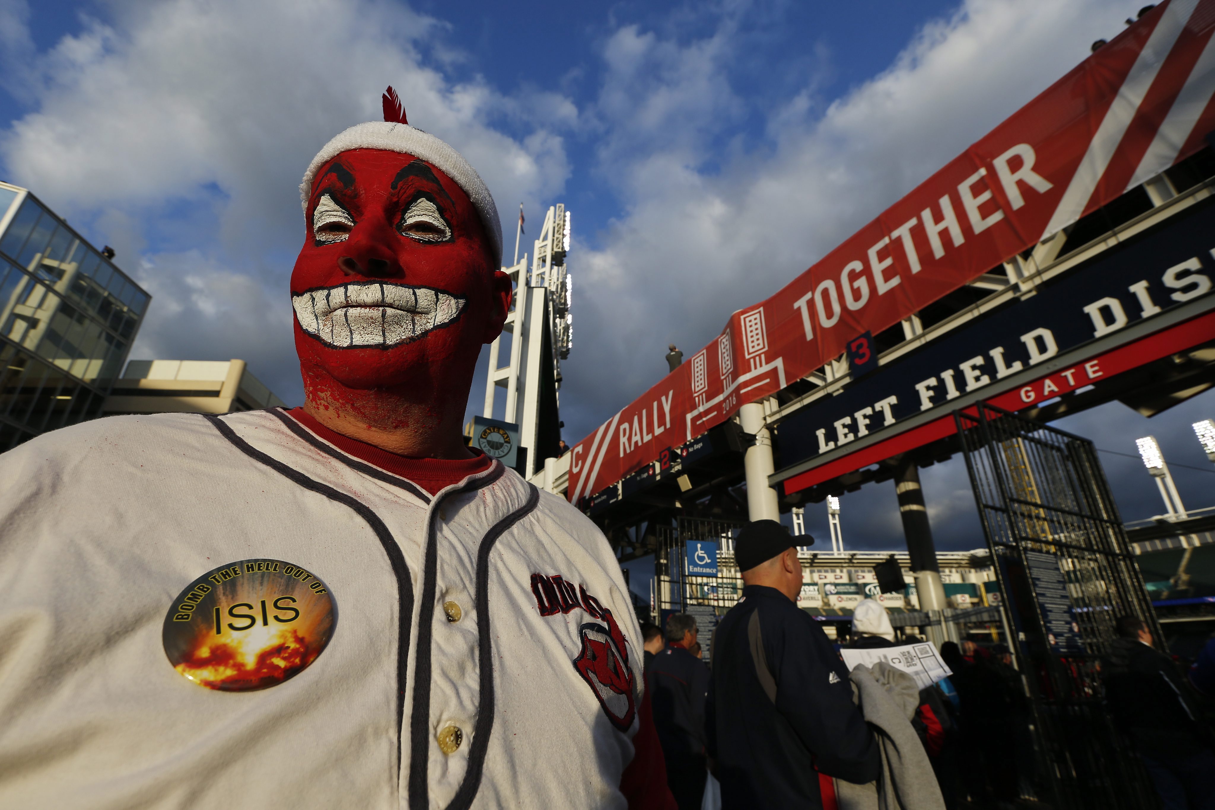 epa05602923 A Cleveland Indians fan outside before the gates opened for game one of the World Series between the Chicago Cubs and the Cleveland Indians at Progressive Field in Cleveland, Ohio, USA, 25 October 2016. The best-of-seven series will be played with games first in Cleveland, then Chicago and back to Cleveland if necessary. EPA/JOHN G. MABANGLO ORG XMIT: MCX019