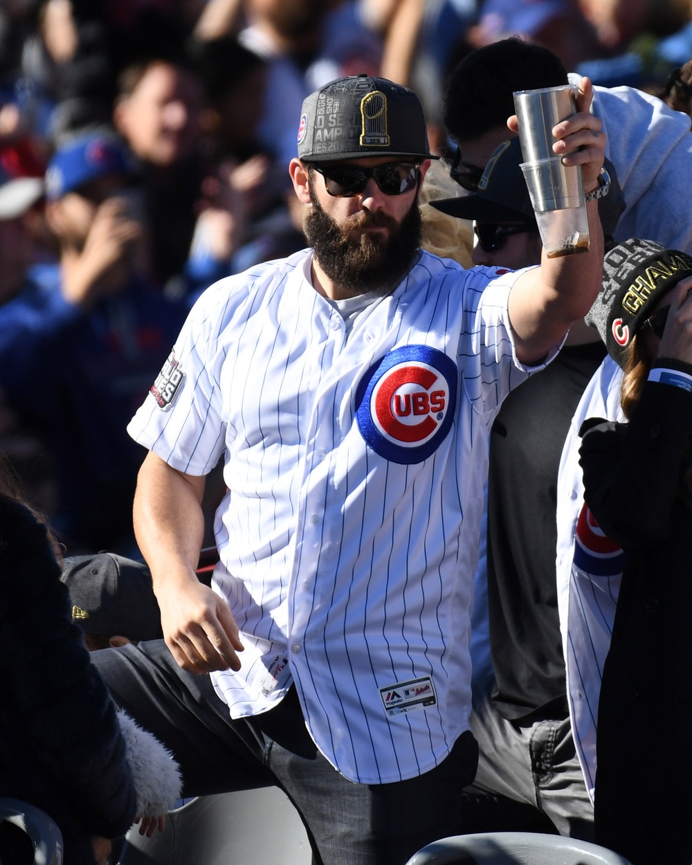 Jake Arrieta shaved his beard off and he looks like a totally different dude