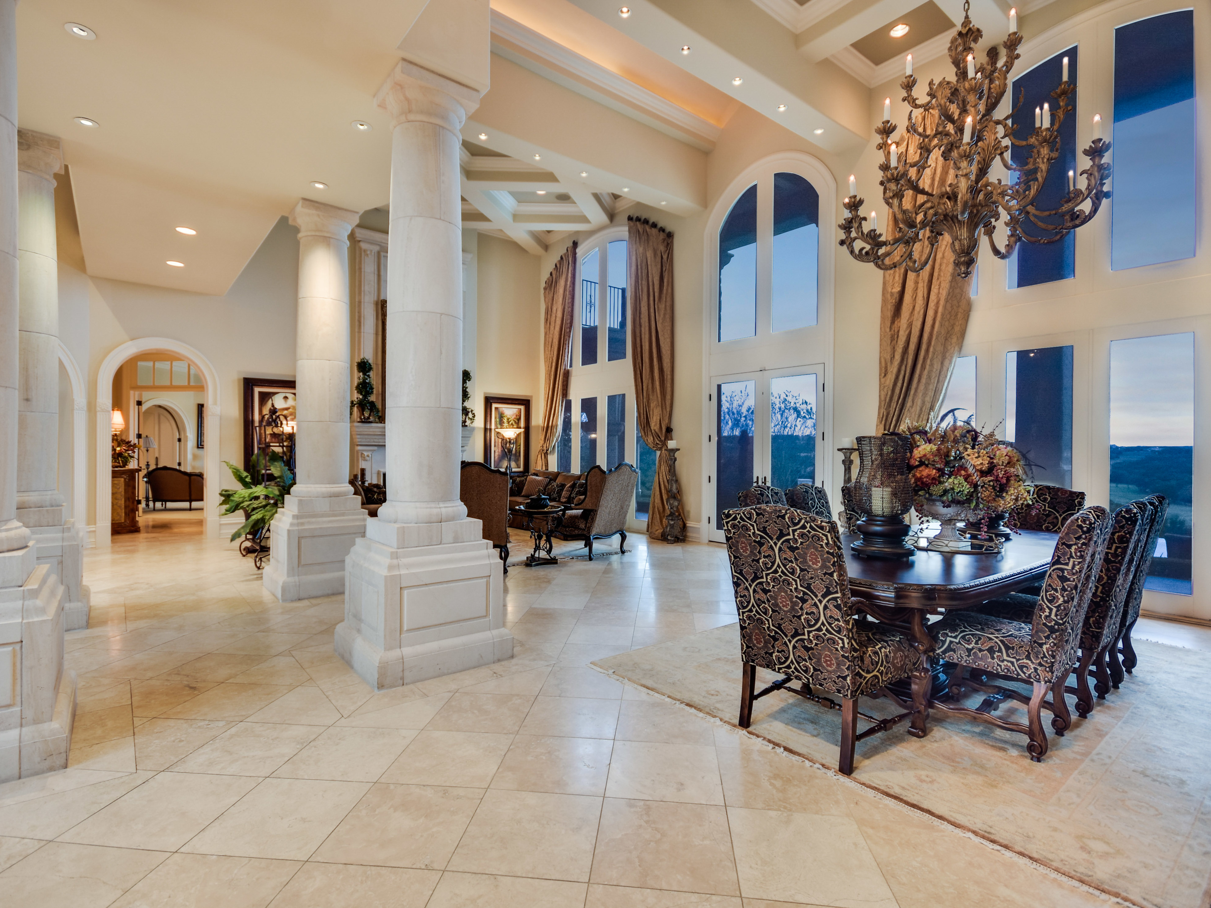 Former Texas coach Charlie Strong has put his $5 million mansion on the ...