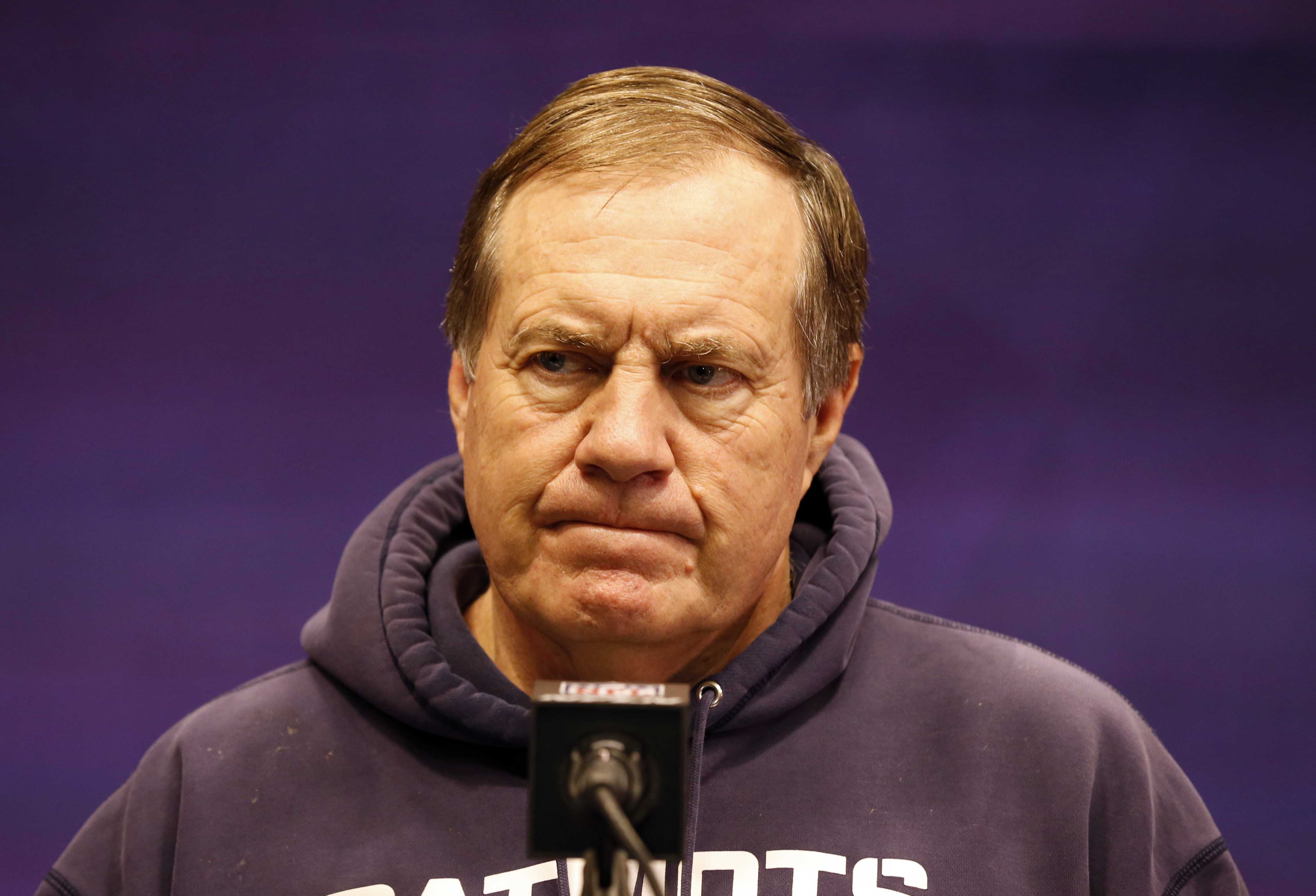 62 photos (and a GIF) of Bill Belichick making the same scowling face ...