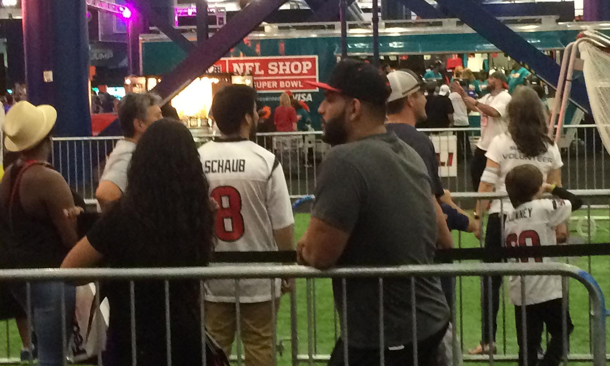 The random NFL jerseys fans are wearing in Houston is the best thing ...