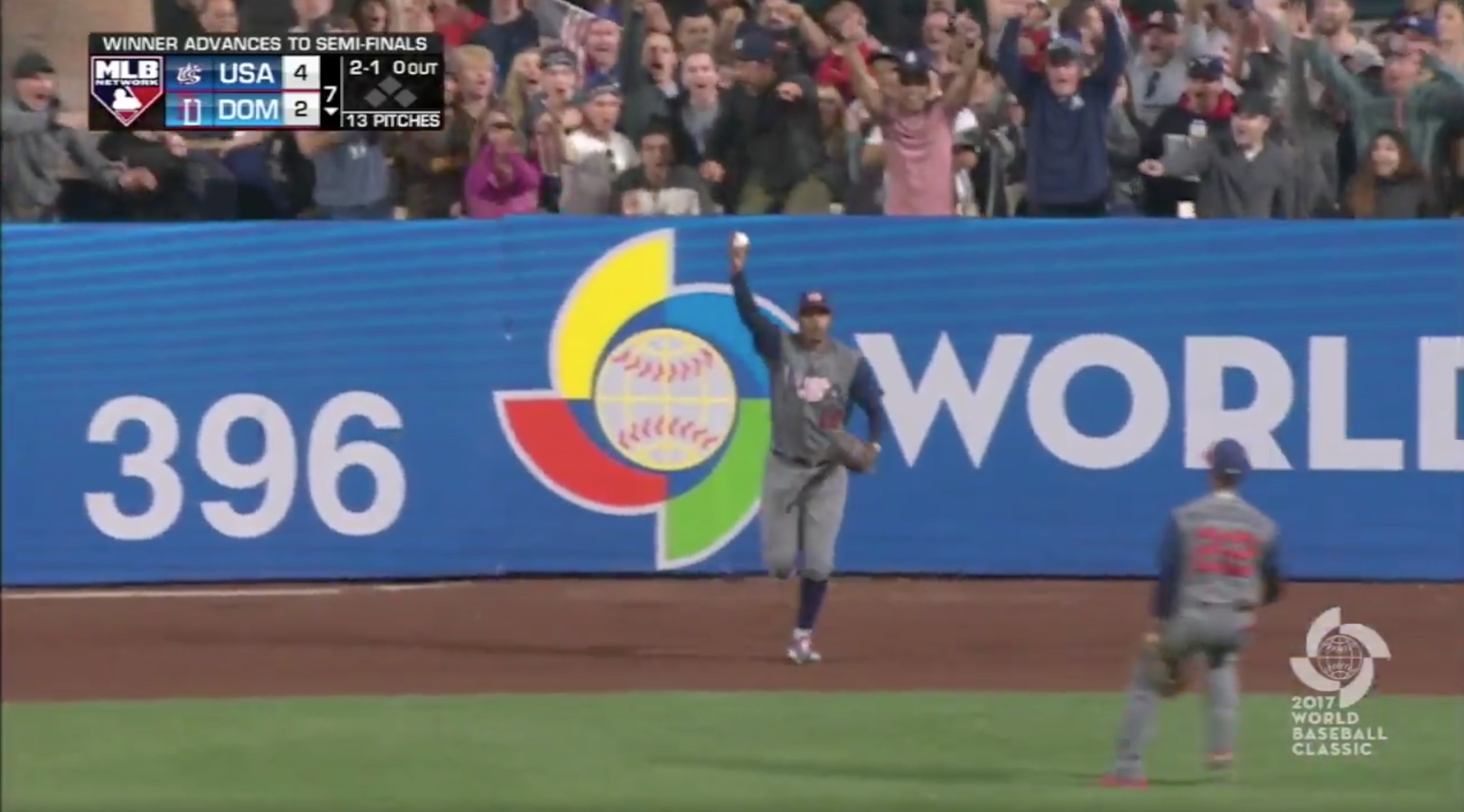 When Adam Jones' unbelievable catch catapulted USA to 2017 World Baseball  Classic semifinals
