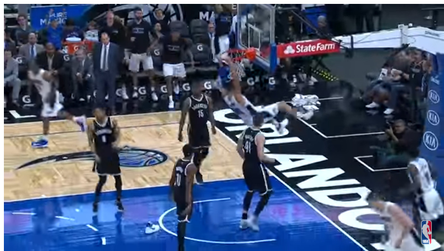 Aaron Gordon put up an amazing dunk, promptly lost his shoe | For The Win