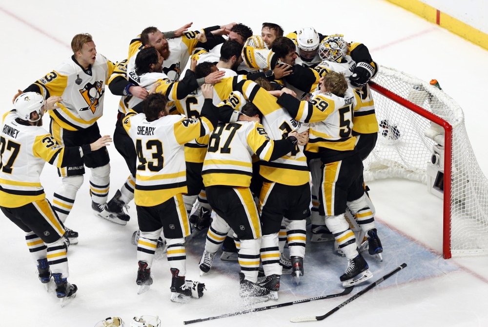 10 amazing pictures from the Pittsburgh Penguins Stanley ...