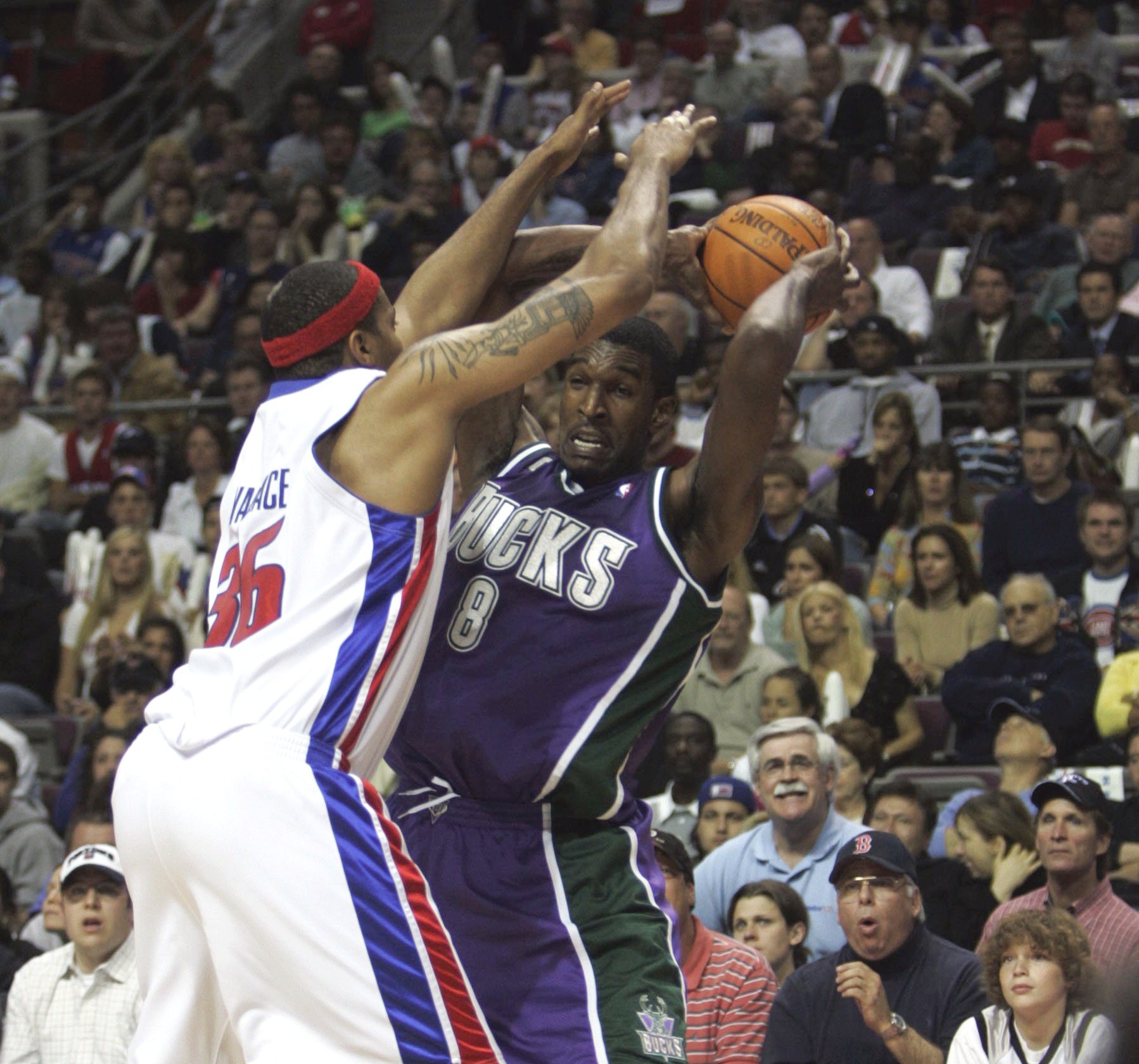 Rasheed Wallace recalls Detroit Pistons wearing big gold belts after  winning 2004 NBA Championship
