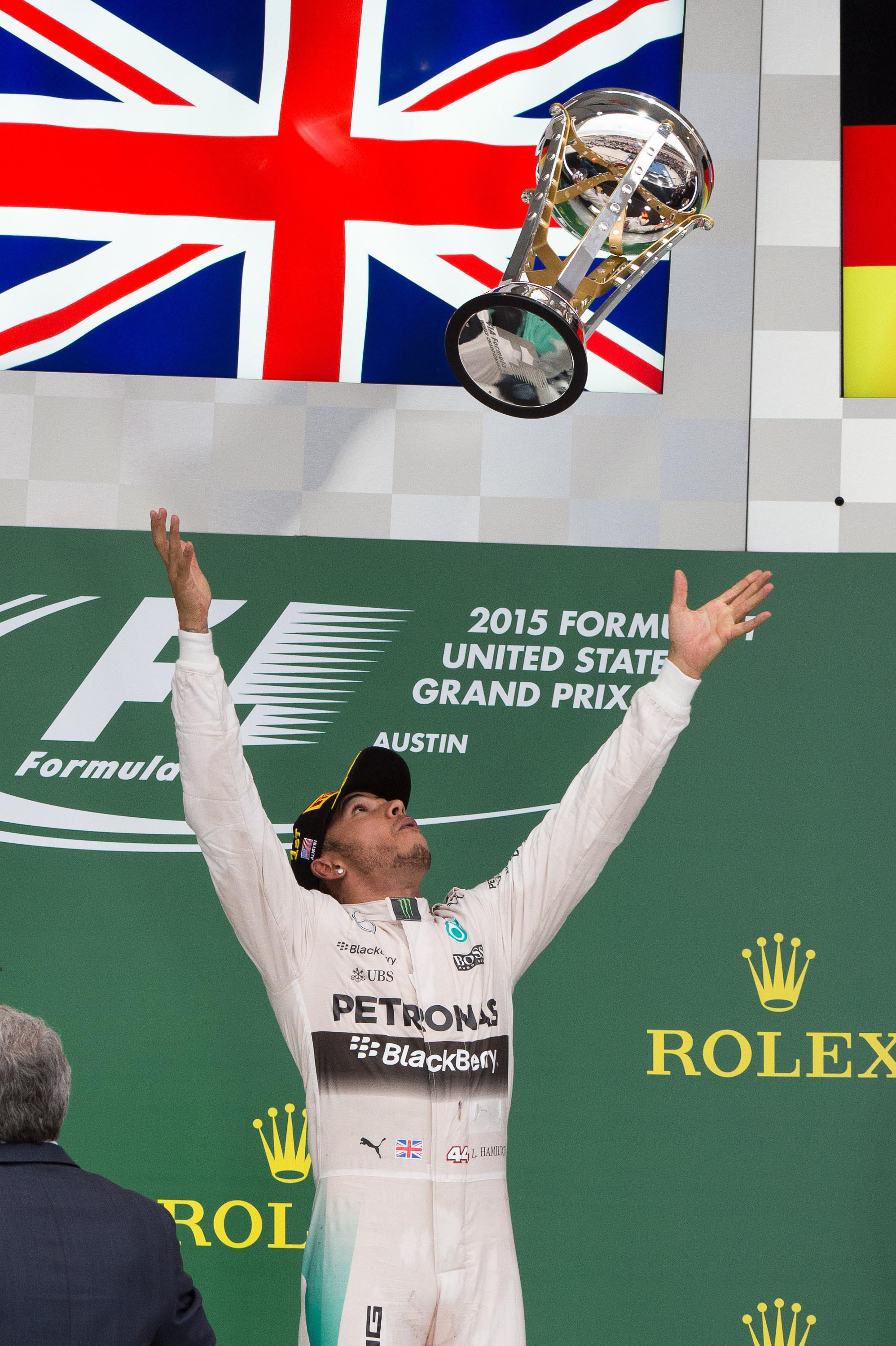 10 Sensational Lewis Hamilton Celebration Photos From His 4 F1 World Titles For The Win 