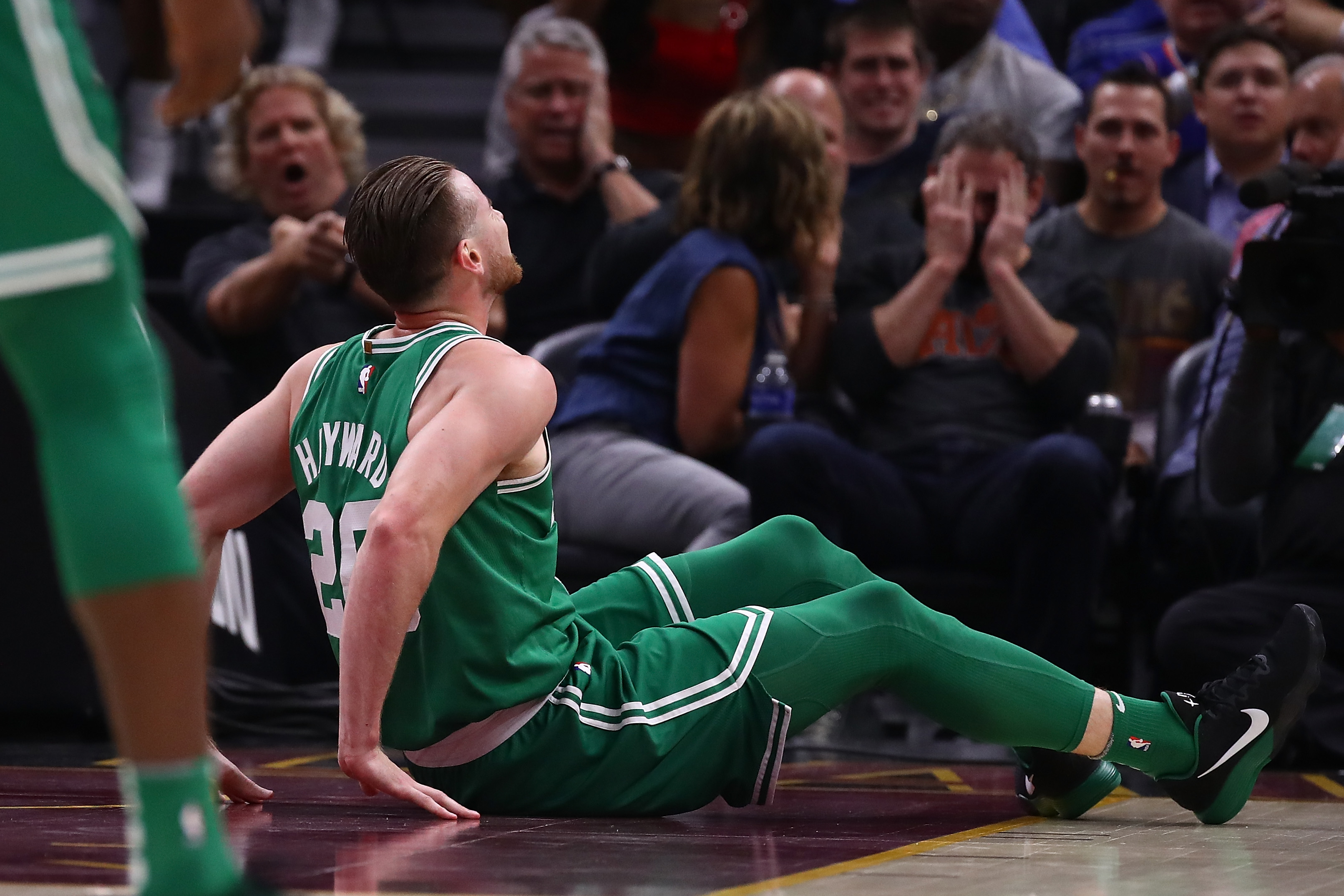 NBA players offer prayers for Gordon Hayward after horrific leg injury