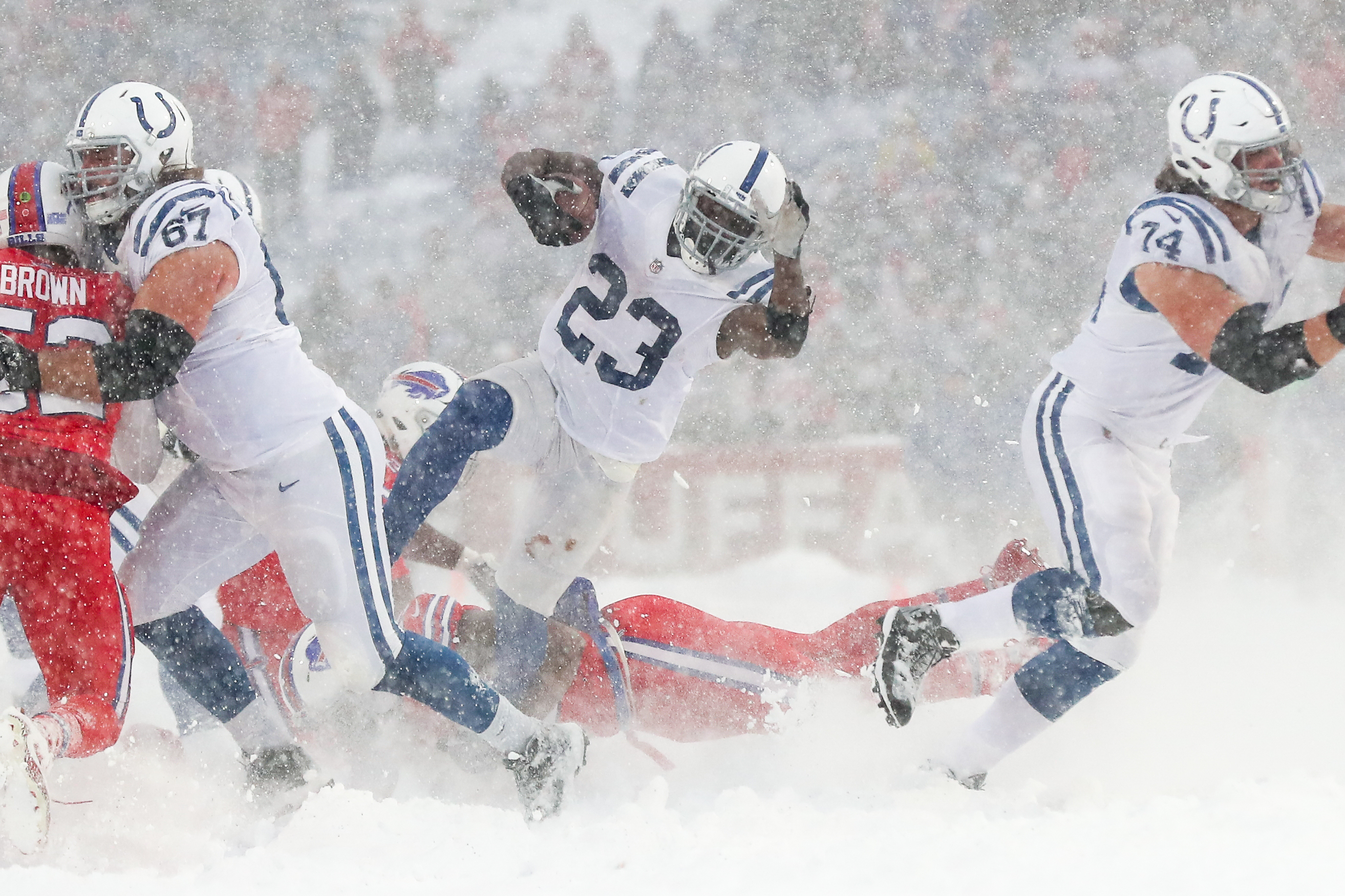 Bills-Colts Turns Into a Bizarre Game in a Blizzard - WSJ