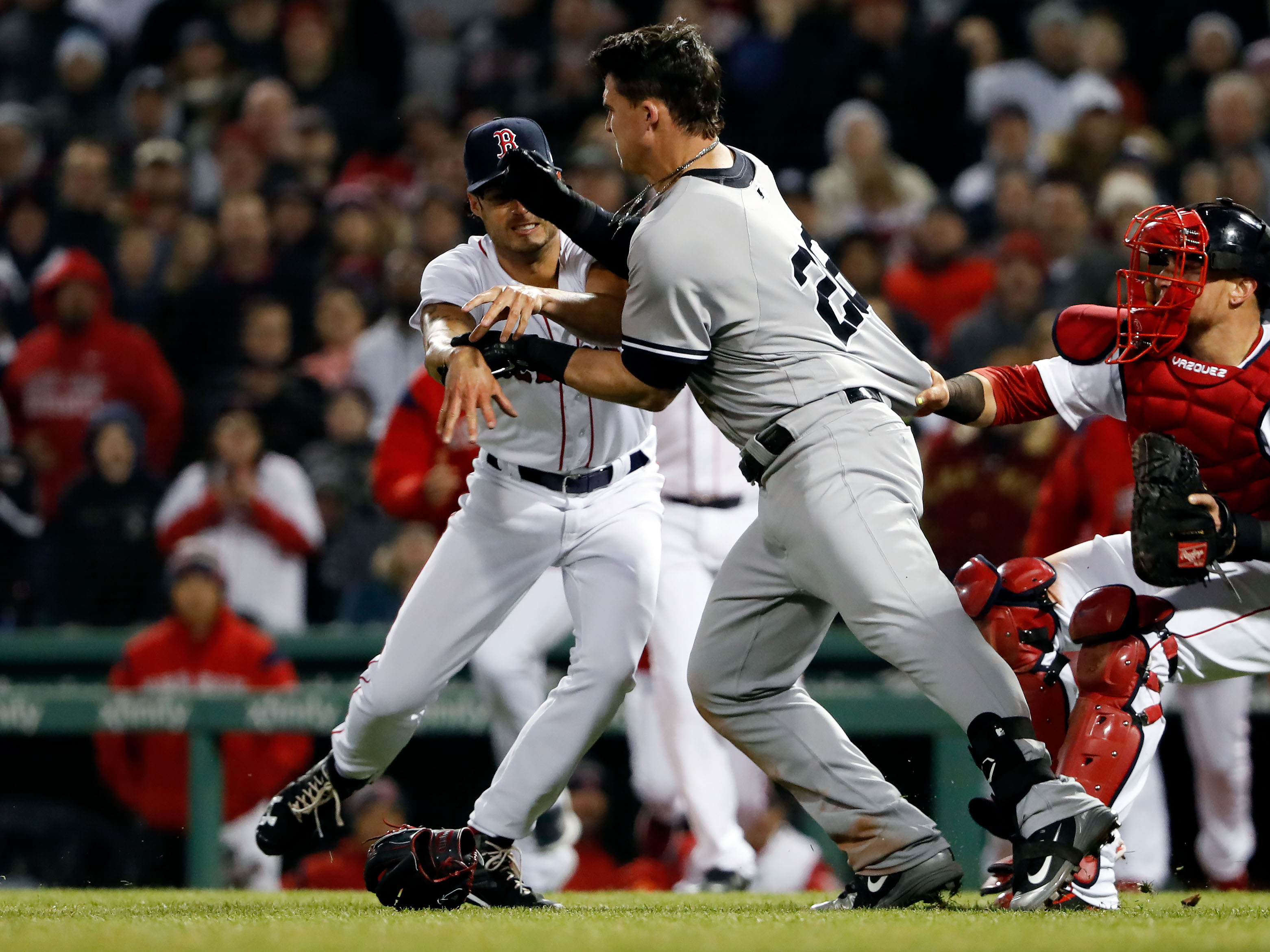 11 photos and videos from the Yankees and Red Sox brawl