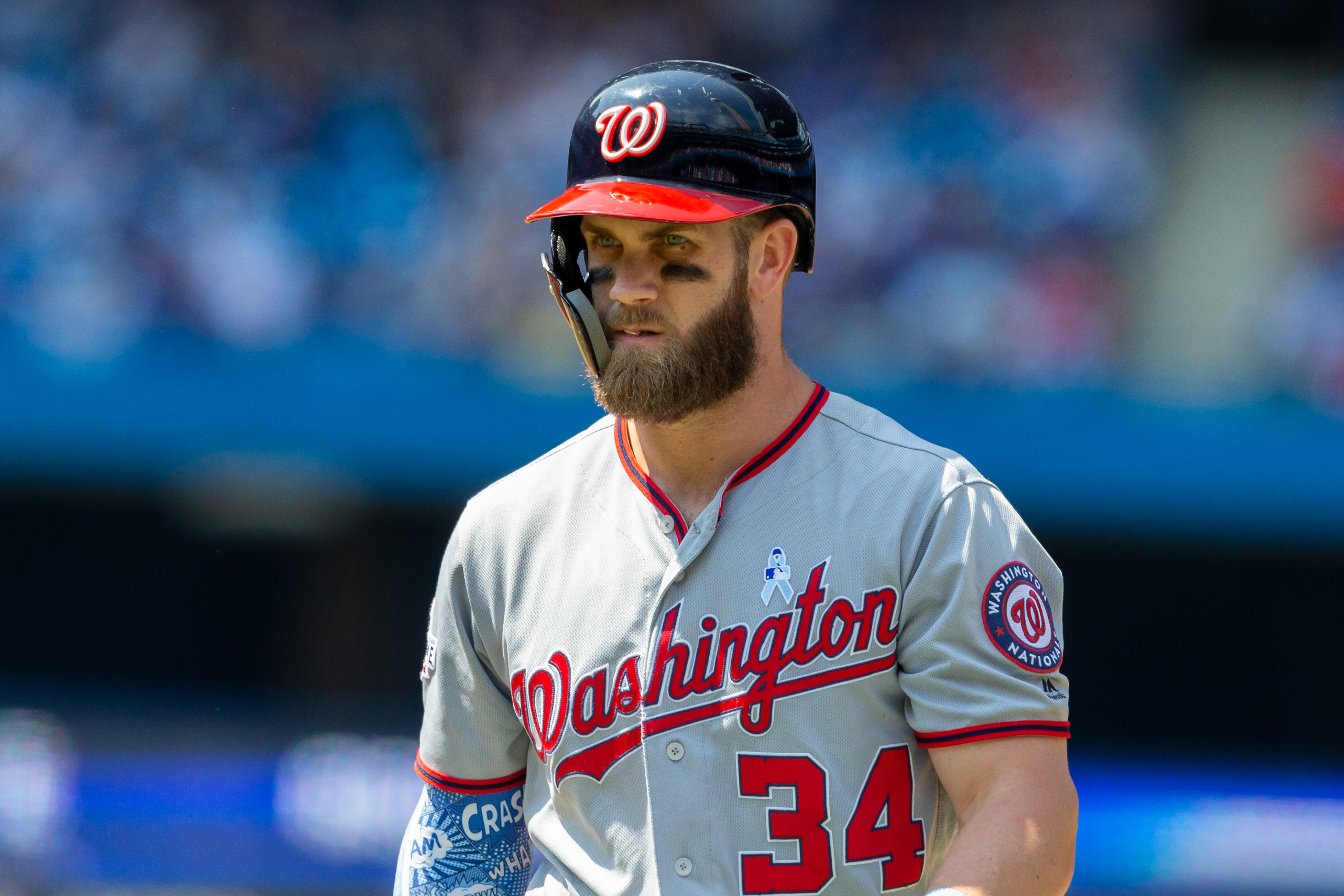 Bryce Harper looks like a different person after shaving his beard