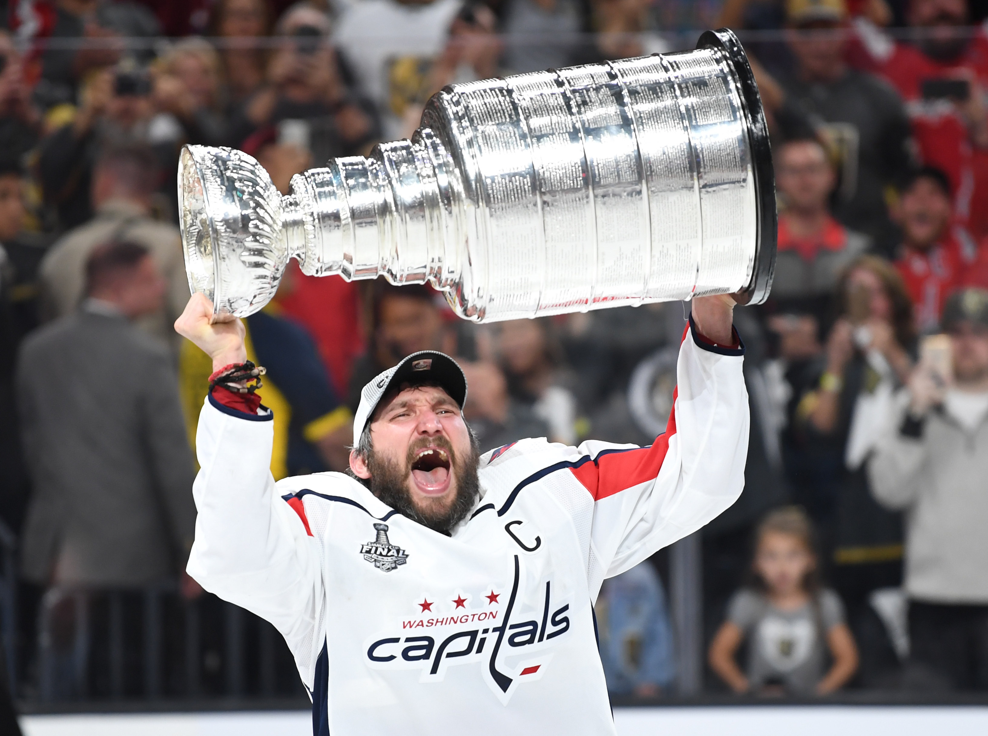 PHOTOS: Caps win their 1st Stanley Cup - WTOP News 