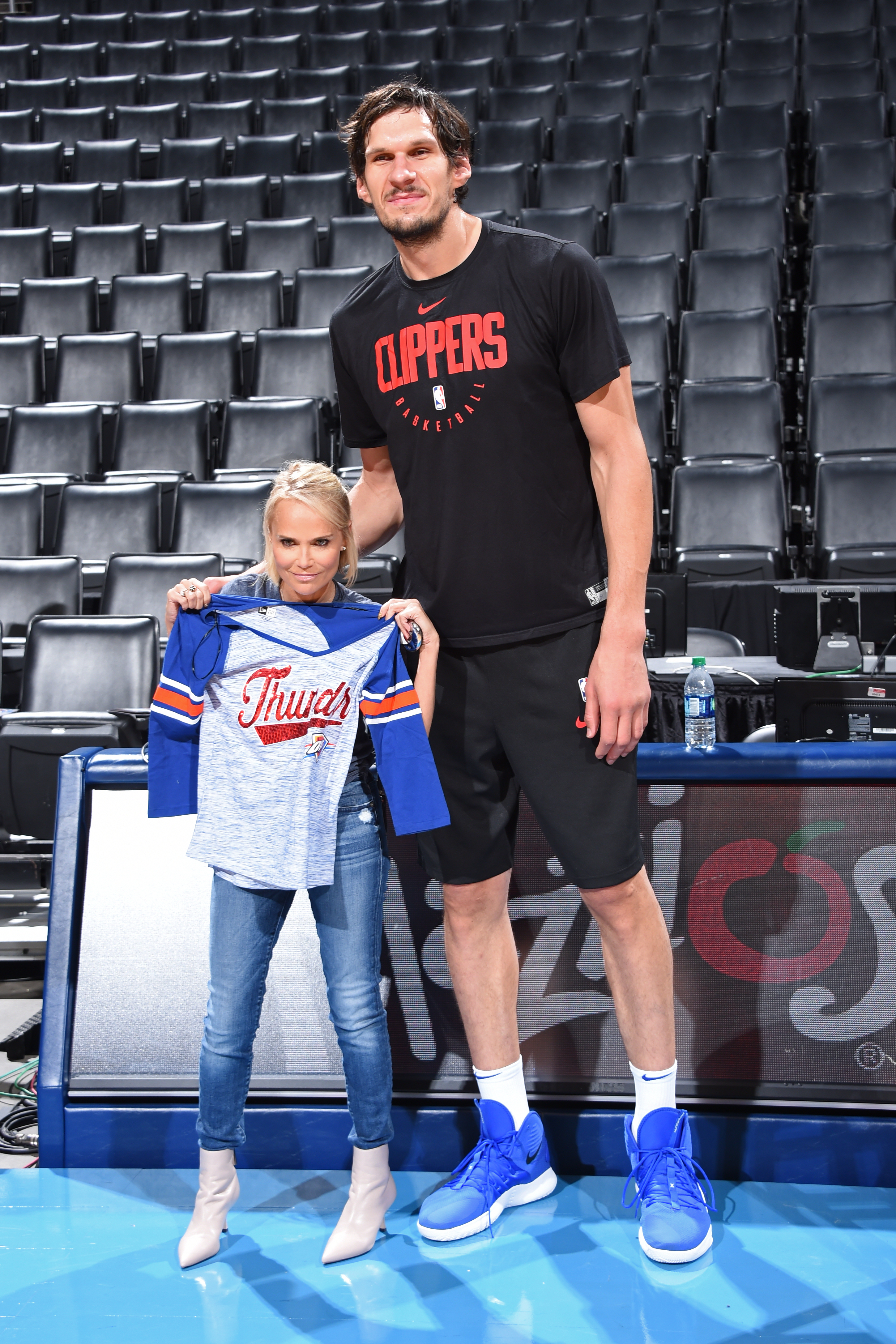 Kristen Chenoweth and NBA center Boban Marjanovi posed 